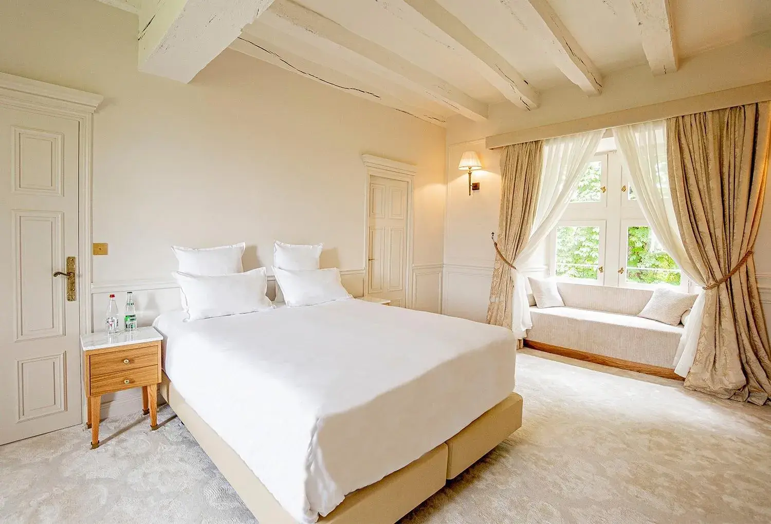 Junior Suite "Manoir" in Château De Noirieux Junior Suite "Manoir" in Château De Noirieux