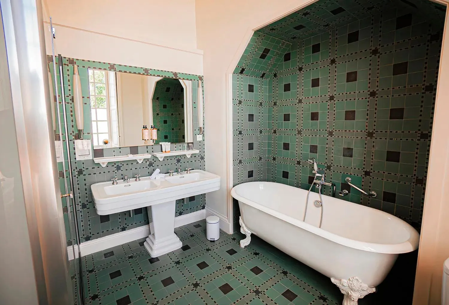 Shower in Château De Noirieux