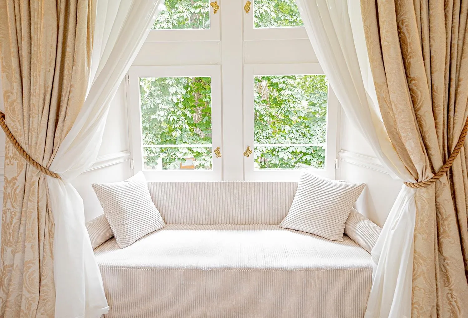 Photo of the whole room in Château De Noirieux