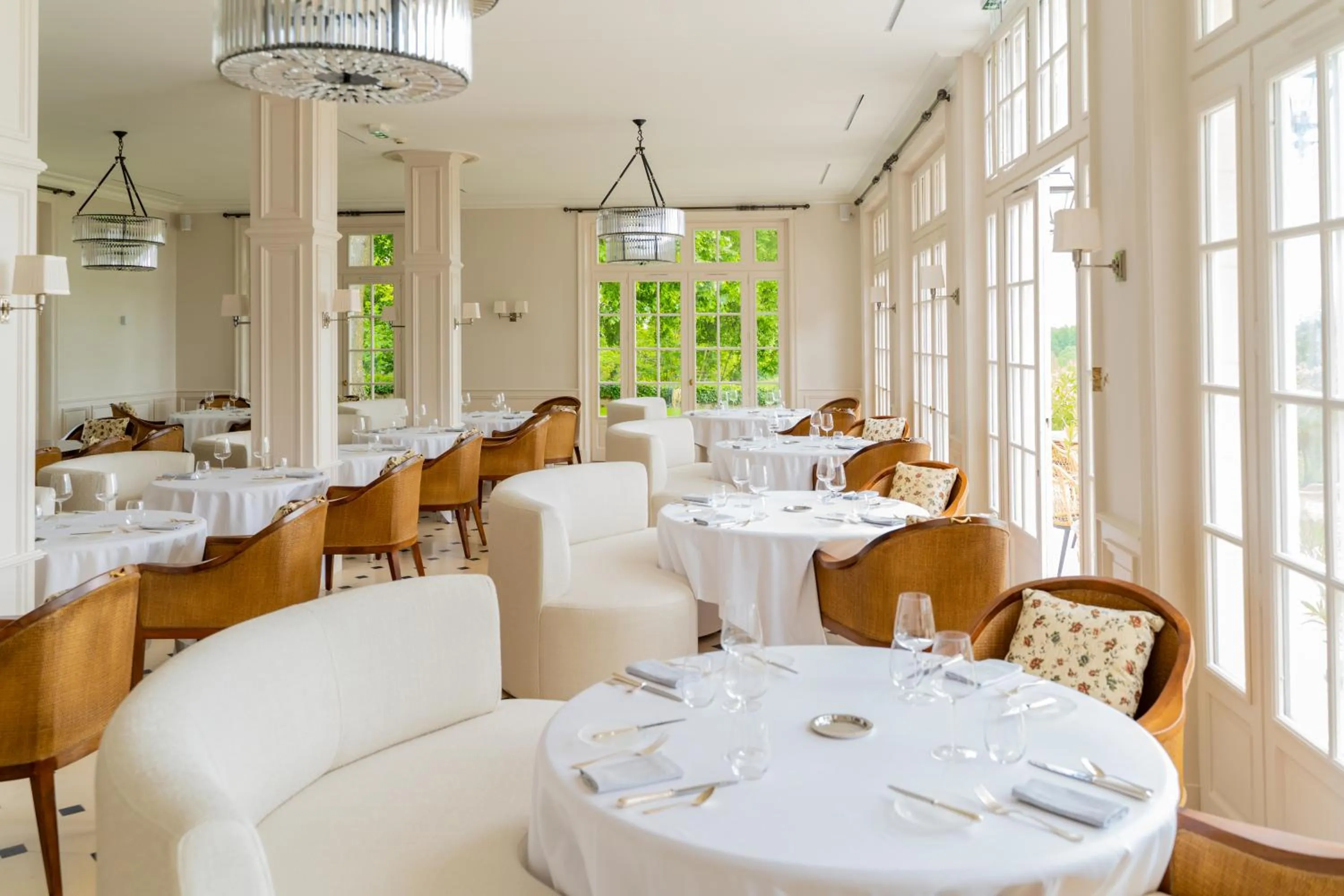 Restaurant/places to eat in Château De Noirieux