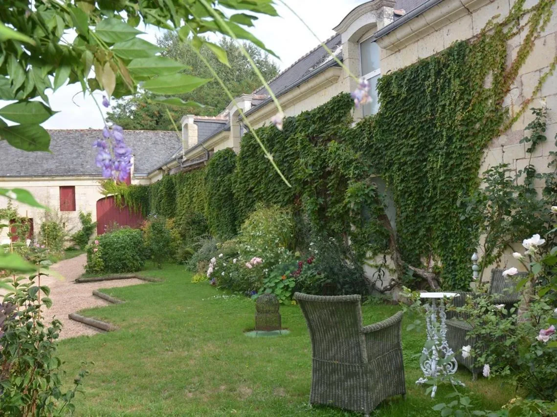 Property building in La Pénesais