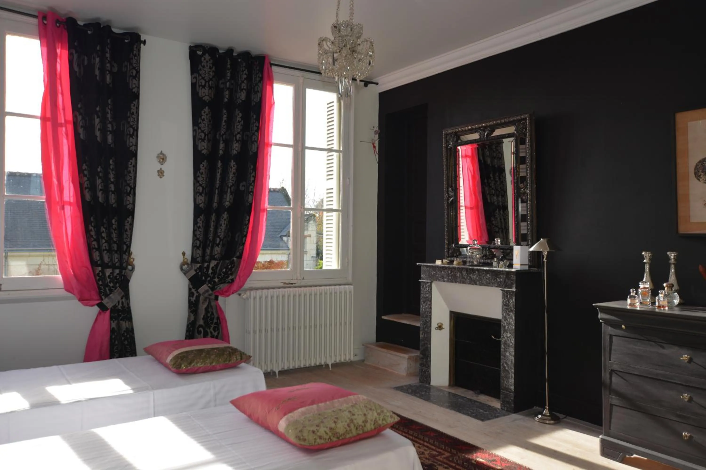 Bedroom, Bed in La Pénesais