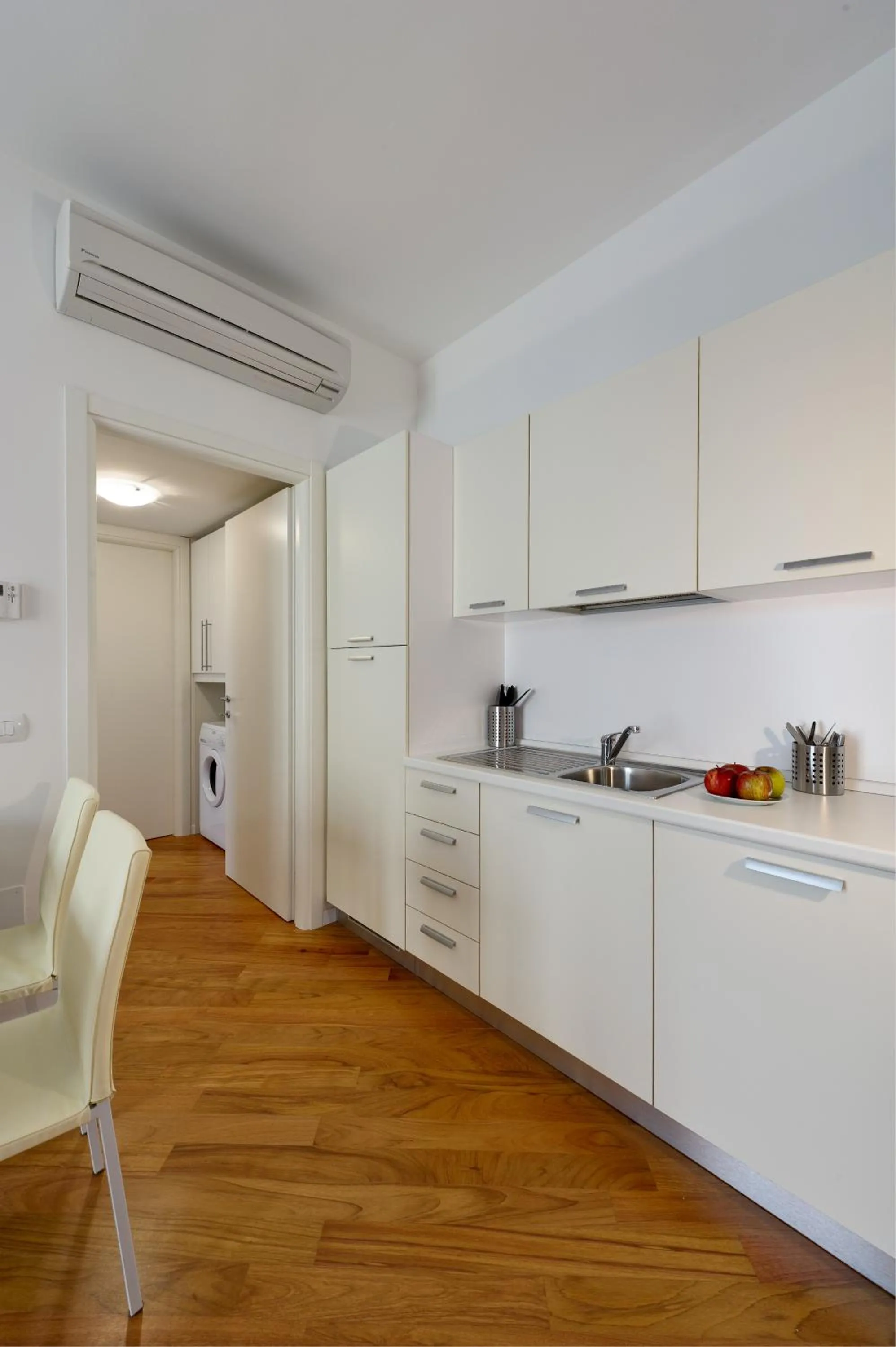 Kitchen or kitchenette in My House Apartments