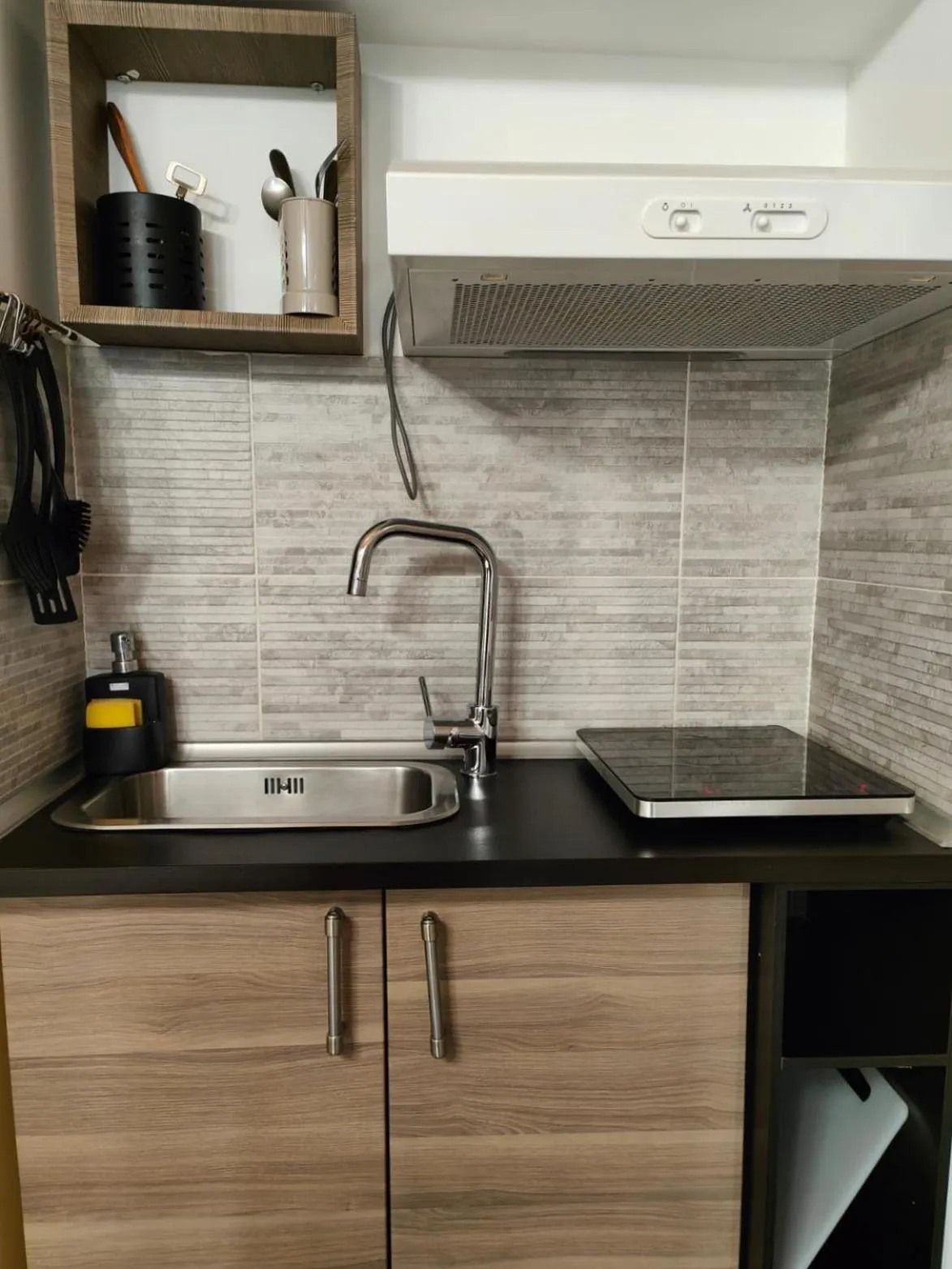 stove in Aparthotel Dei Mercanti