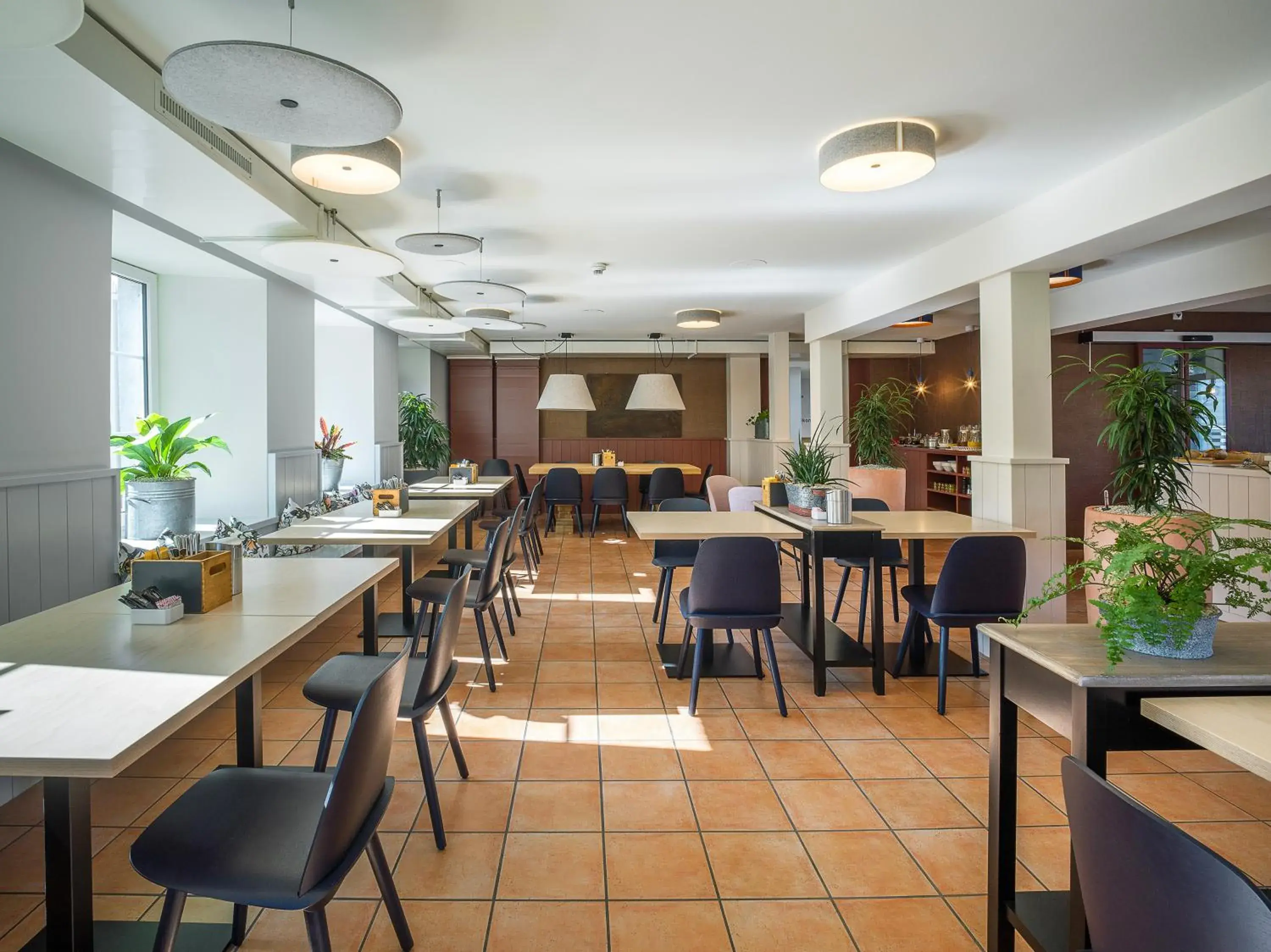 Restaurant/places to eat in Bären Self Check-in Hotel Restaurant/places to eat in Bären Self Check-in Hotel