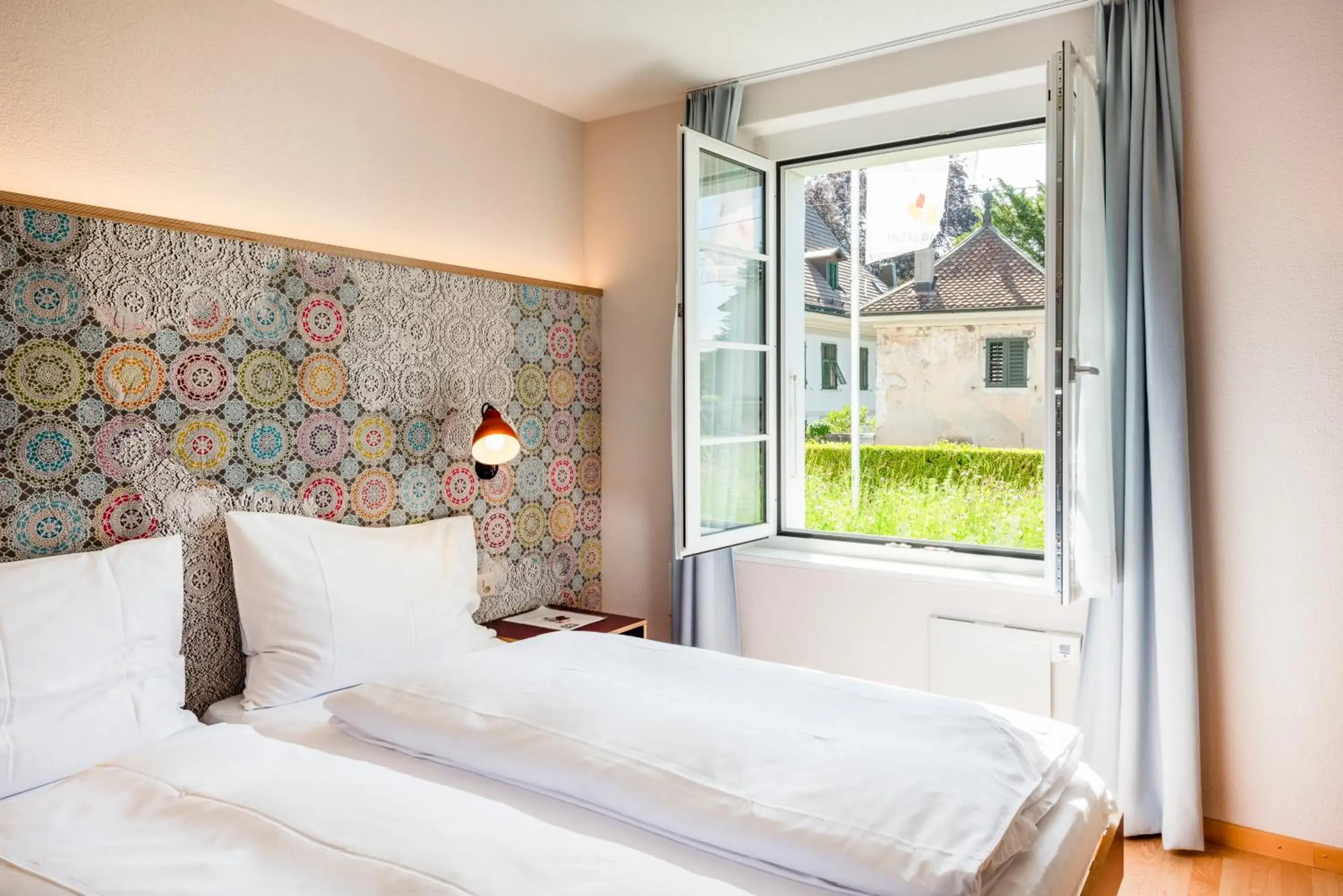 Bed in Bären Self Check-in Hotel Bed in Bären Self Check-in Hotel