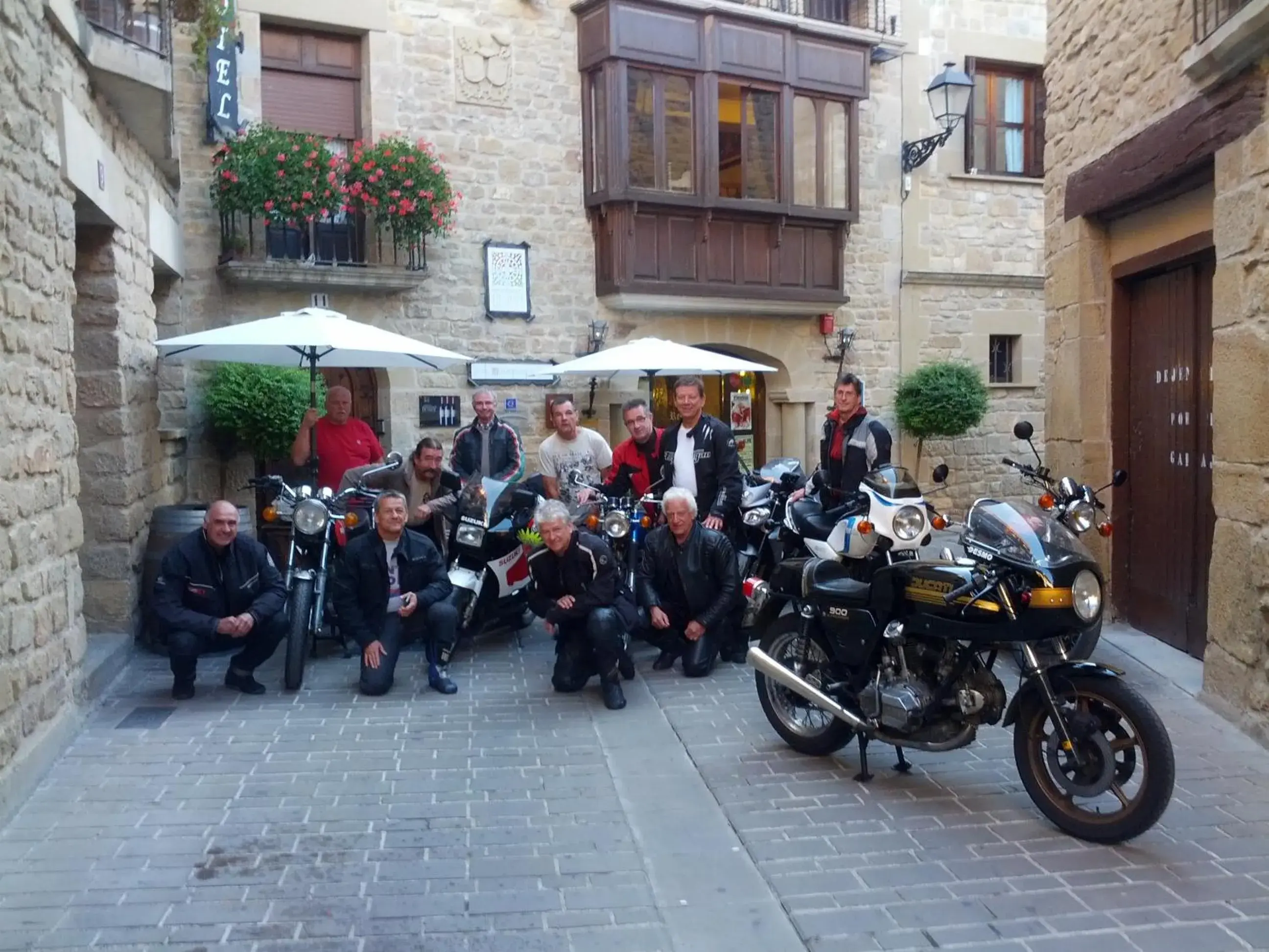 Restaurant/places to eat in Hotel Merindad de Olite Restaurant/places to eat in Hotel Merindad de Olite