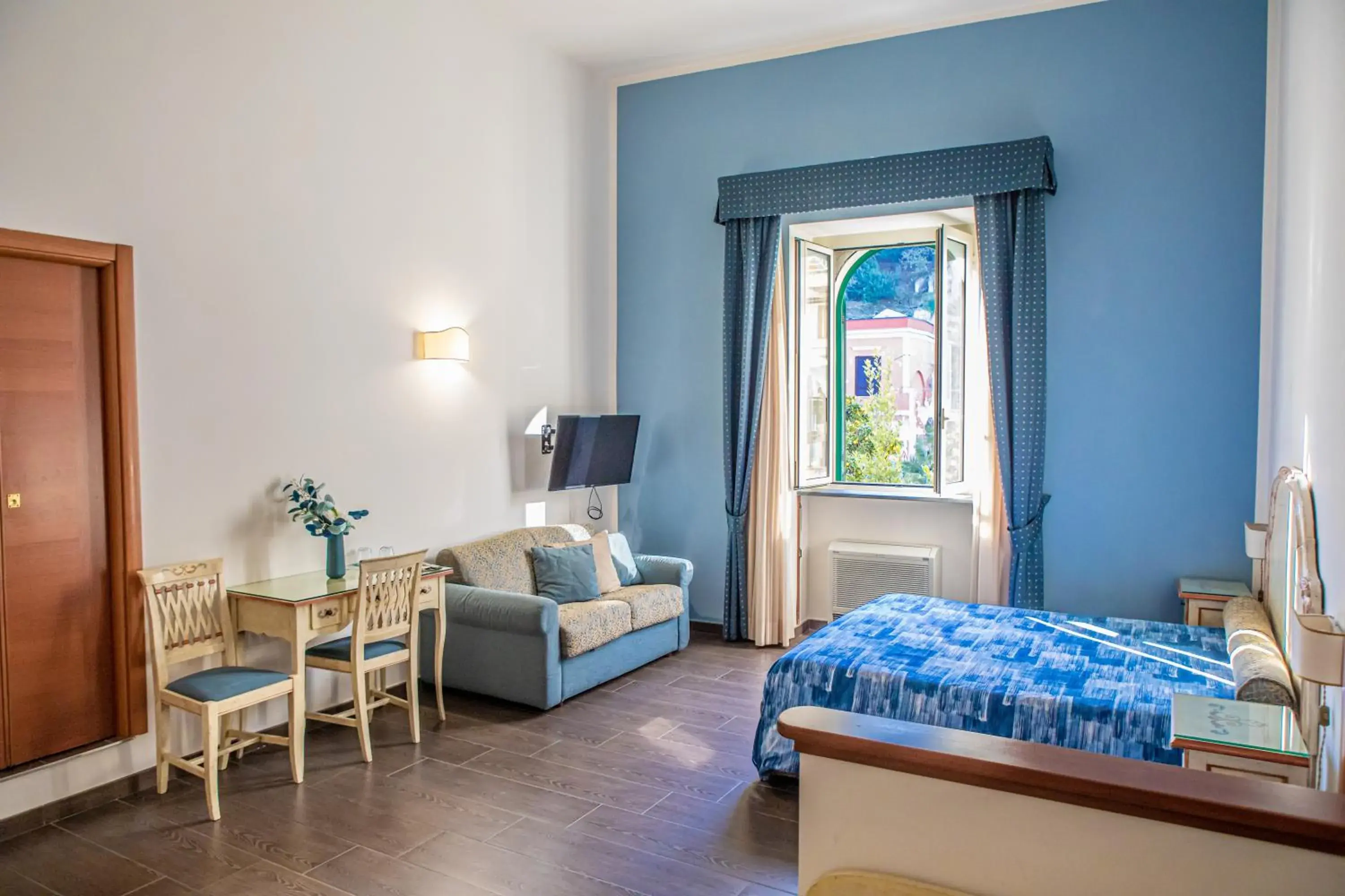 Superior Double Room - single occupancy in La Rada B&B Superior Double Room - single occupancy in La Rada B&B