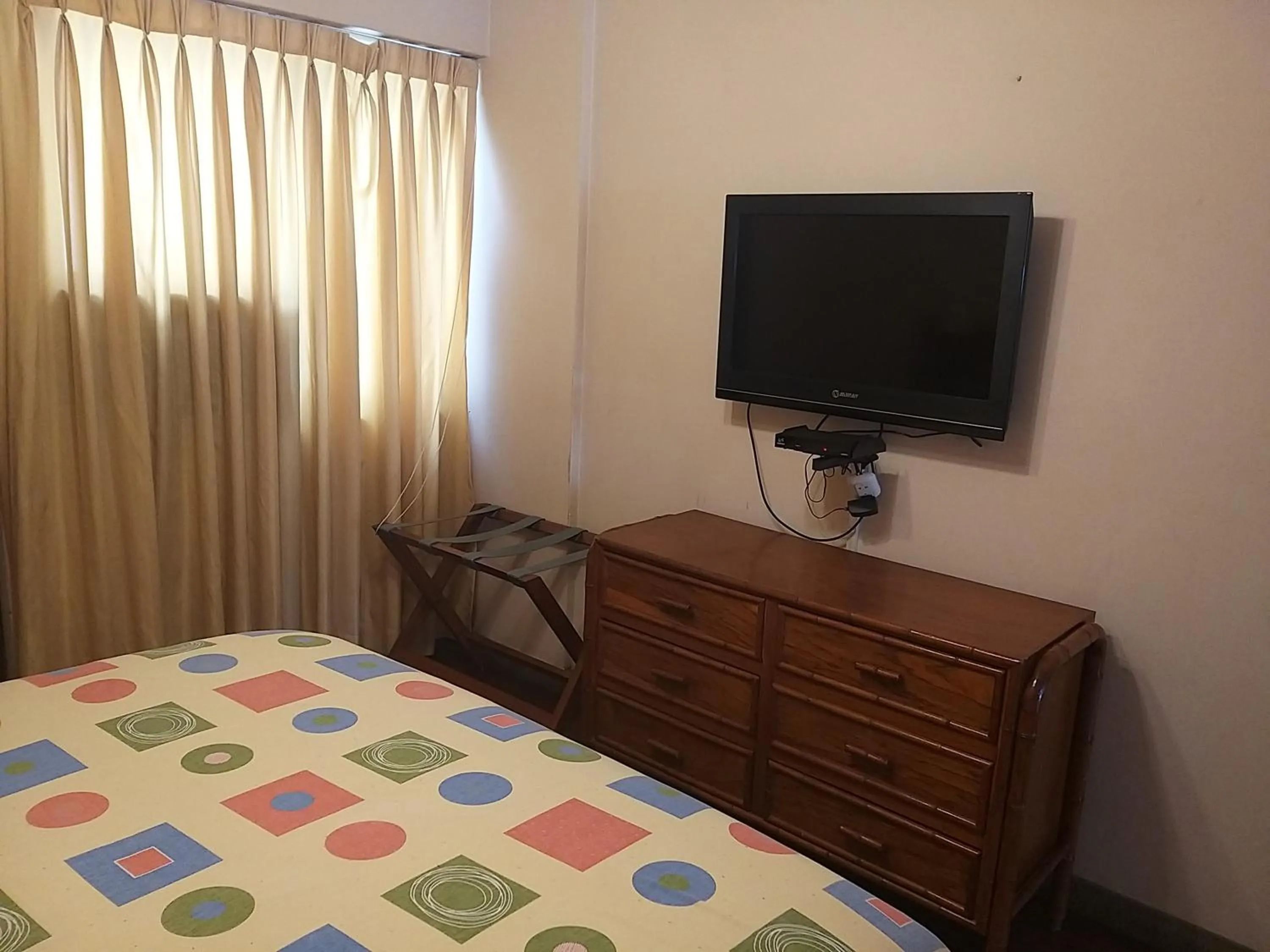 TV and multimedia, Bed in Suite Service Apart Hotel
