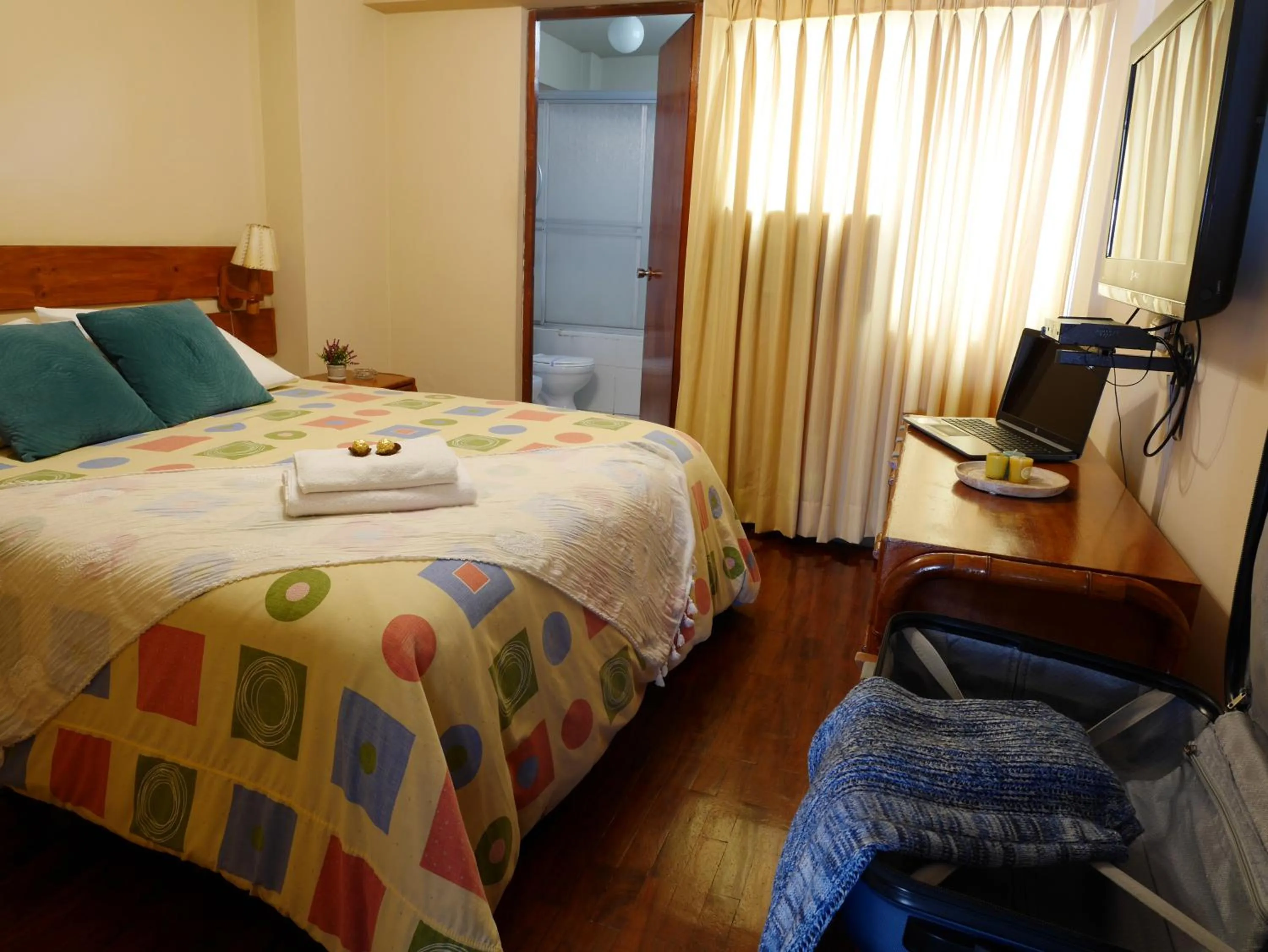 hair dresser, Bed in Suite Service Apart Hotel