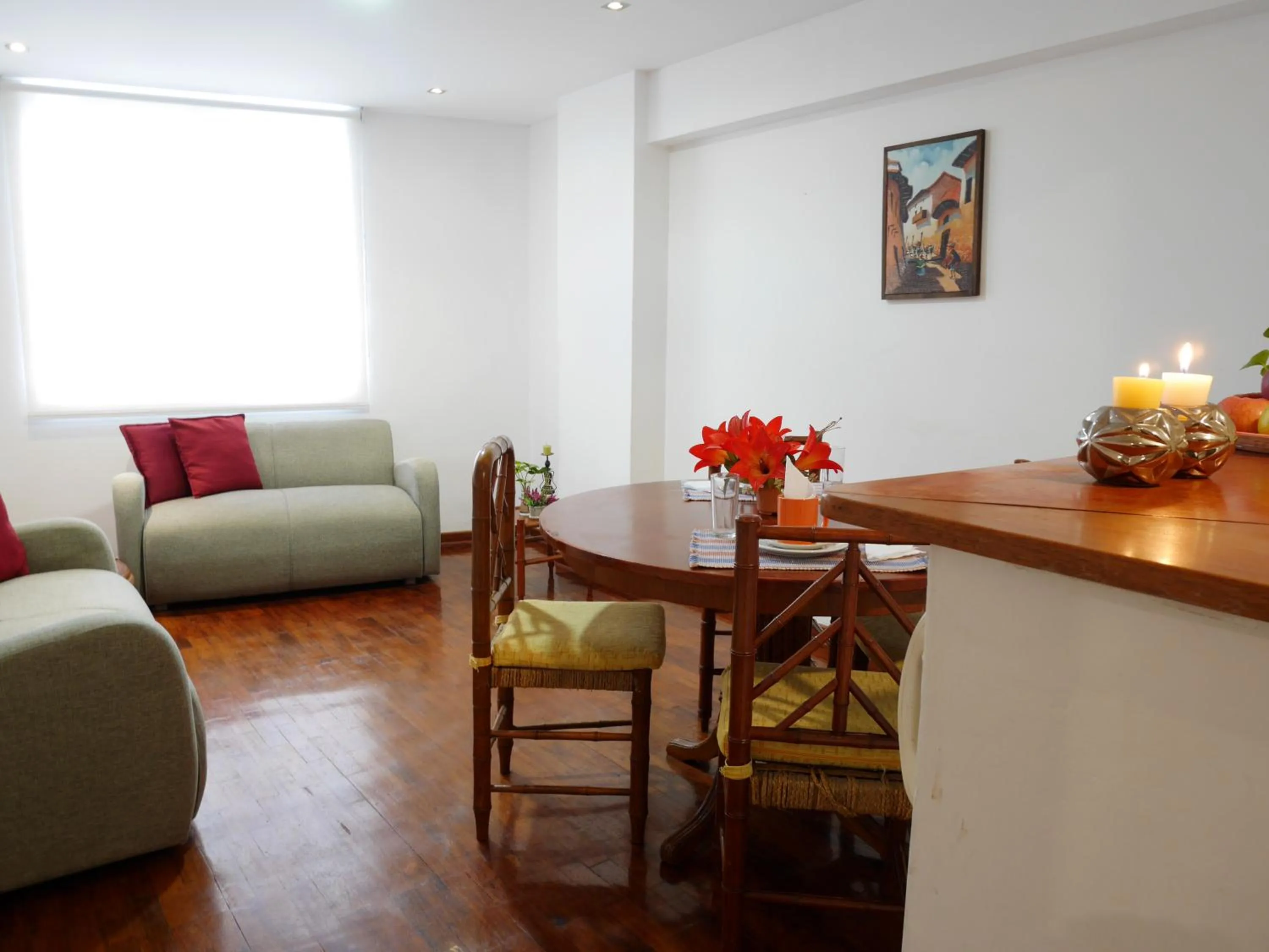 Dining area in Suite Service Apart Hotel