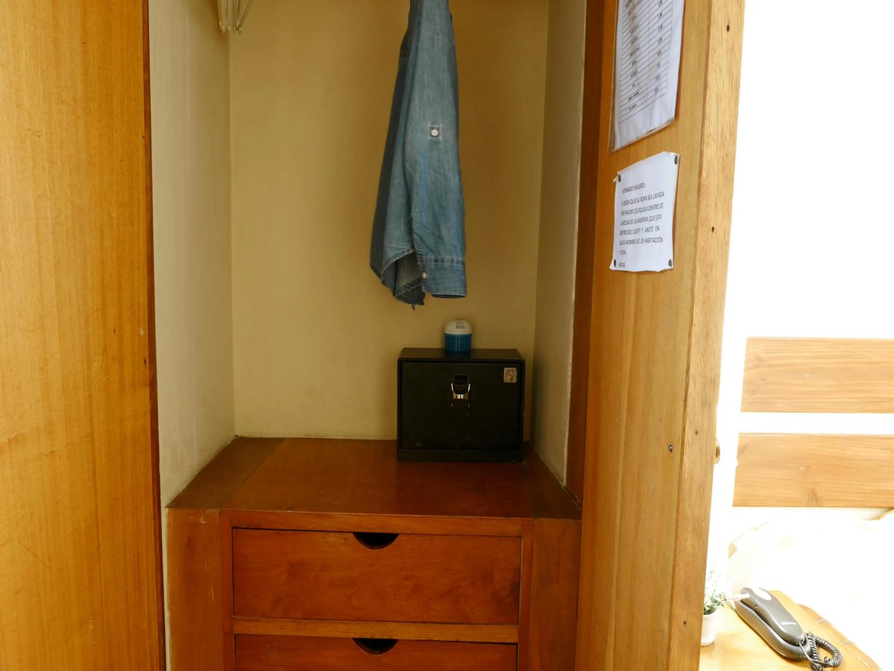 safe in Suite Service Apart Hotel