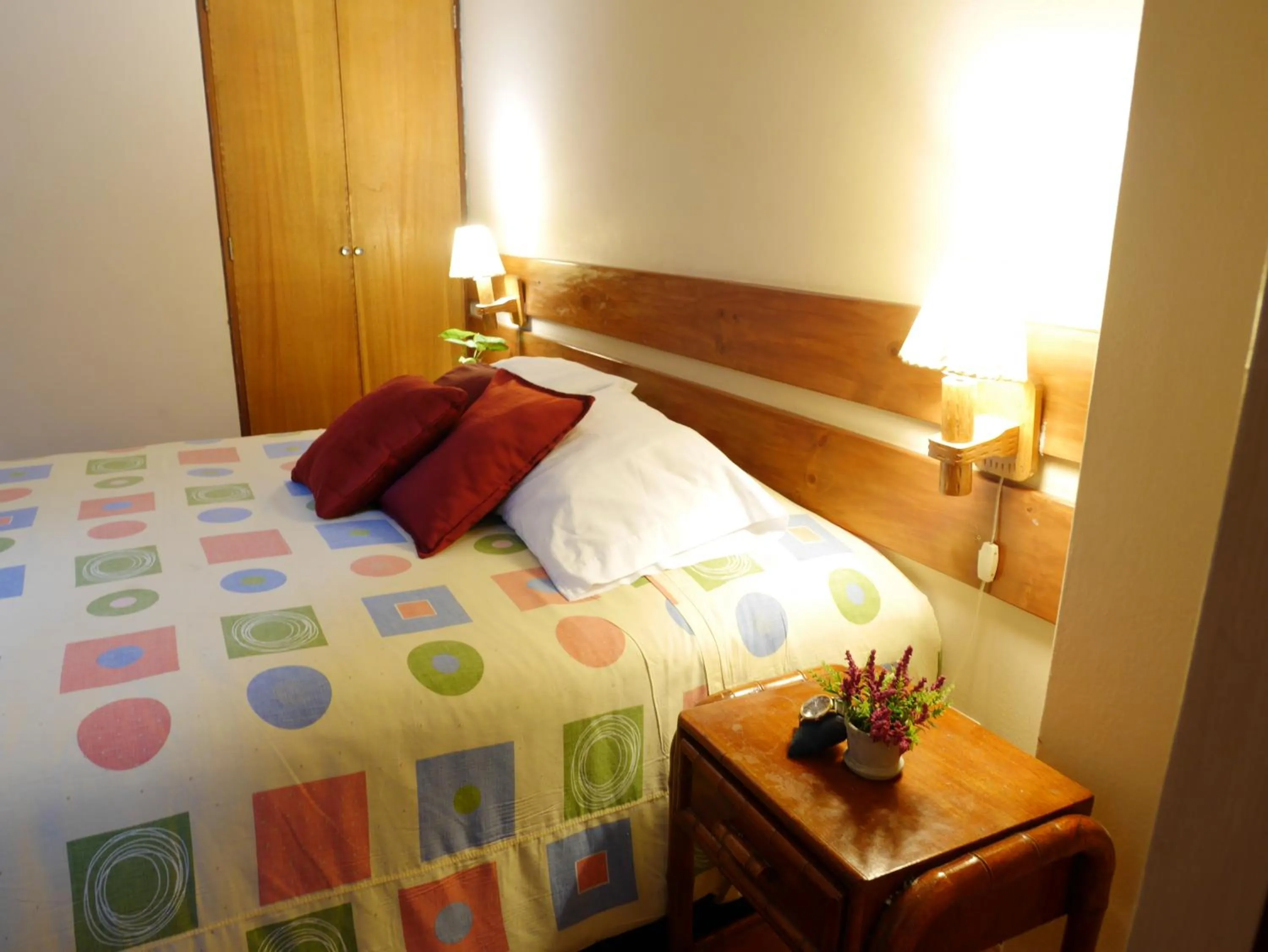 Bed in Suite Service Apart Hotel