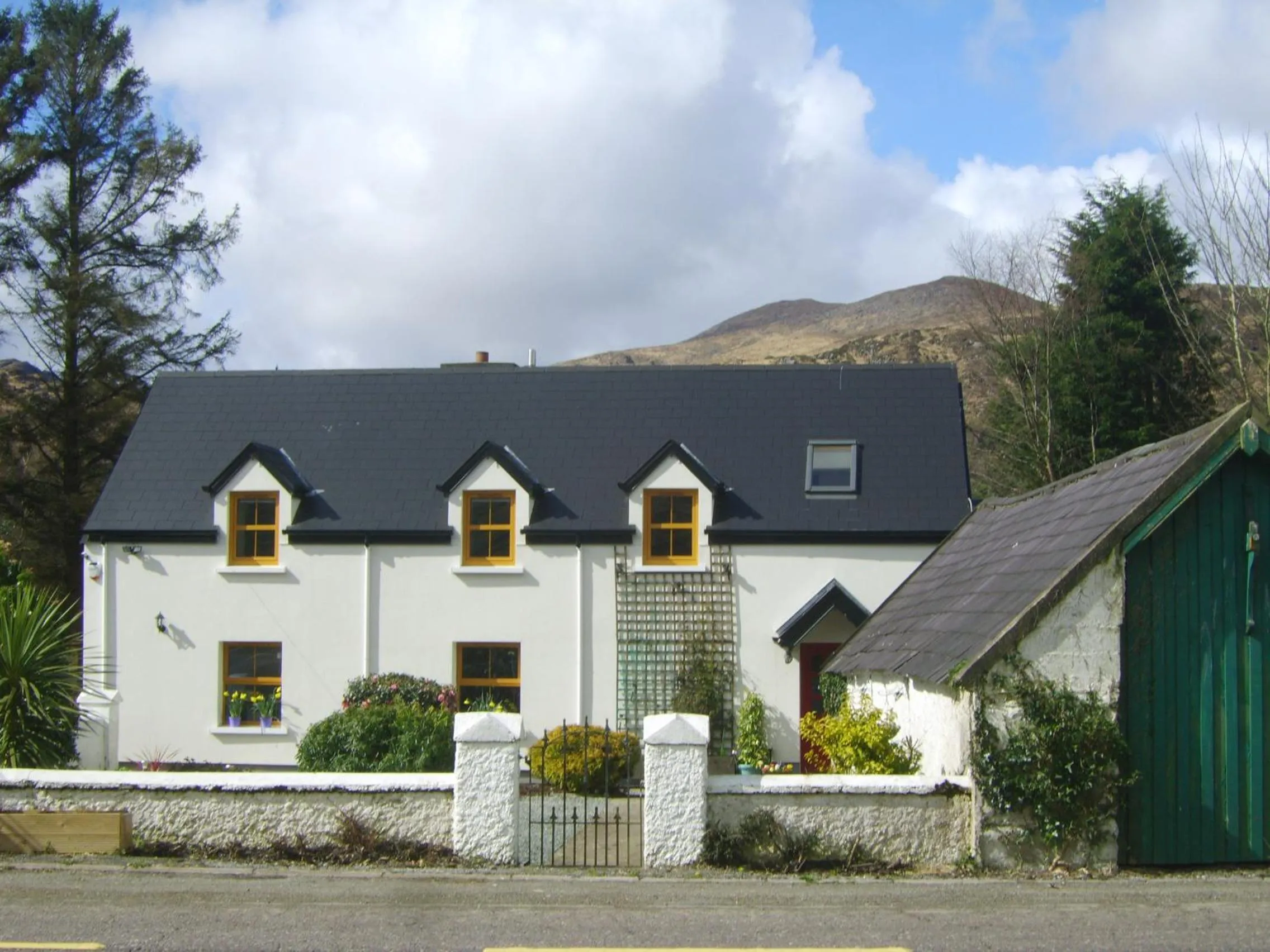 Facade/entrance in The Glen Farmhouse