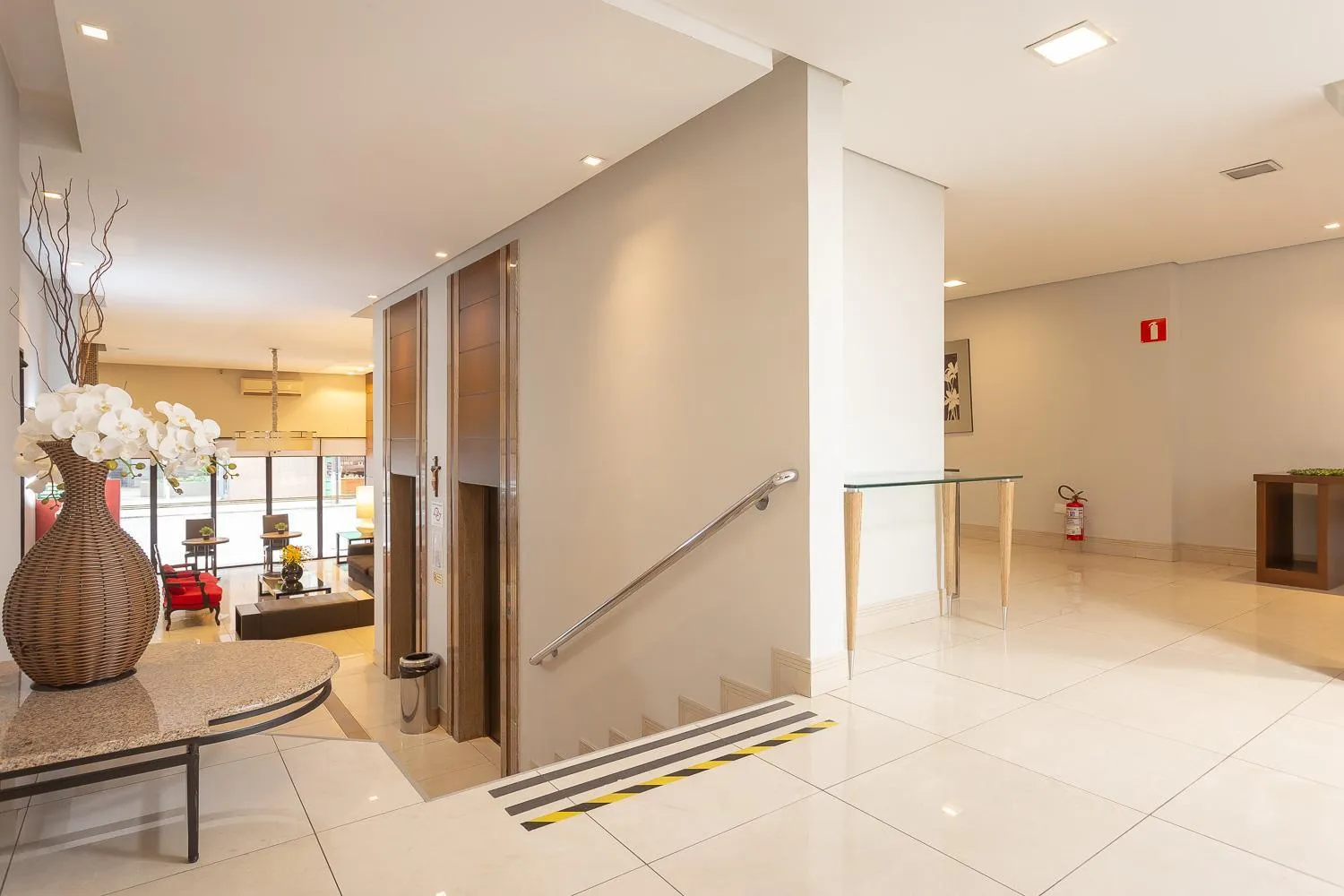 Roochelle Hotel by Nobile