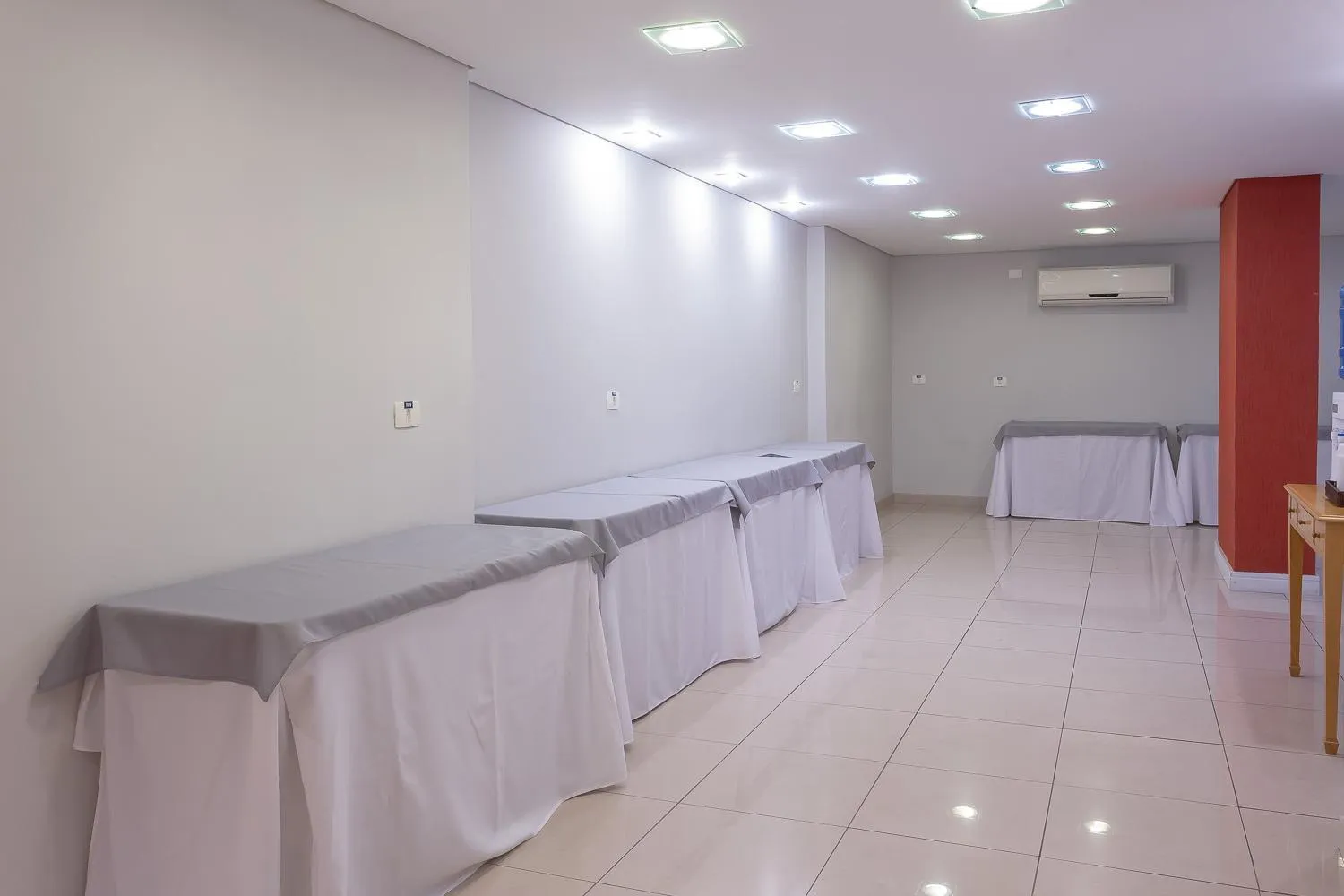 Roochelle Hotel by Nobile