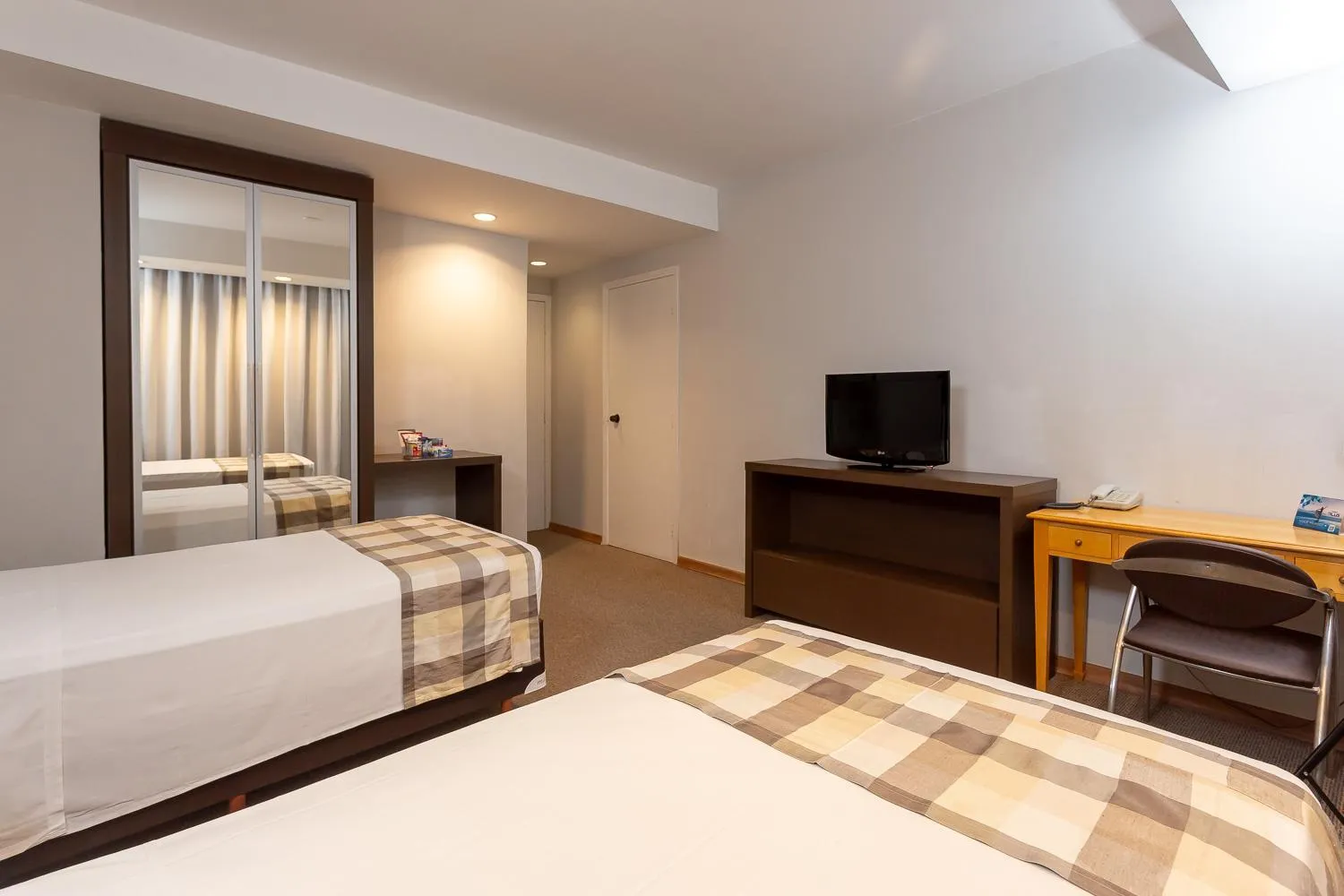 Bed in Roochelle Hotel by Nobile