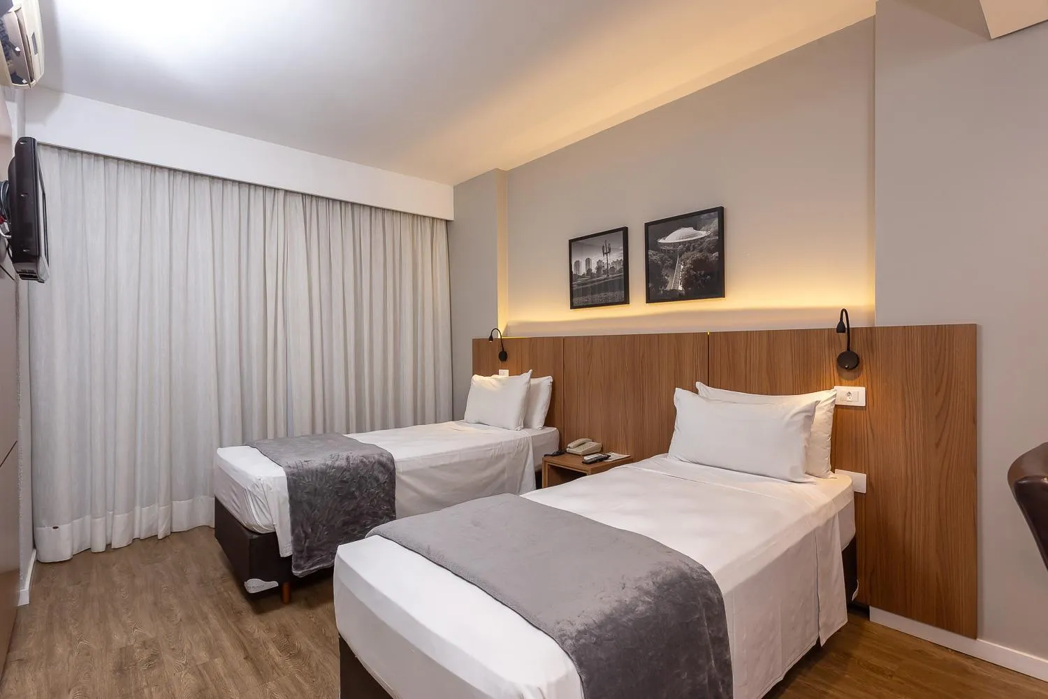 Bed in Roochelle Hotel by Nobile