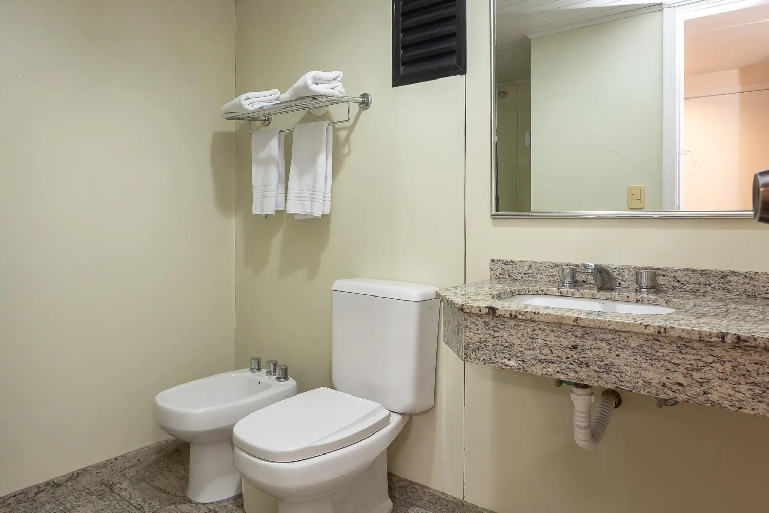 Roochelle Hotel by Nobile