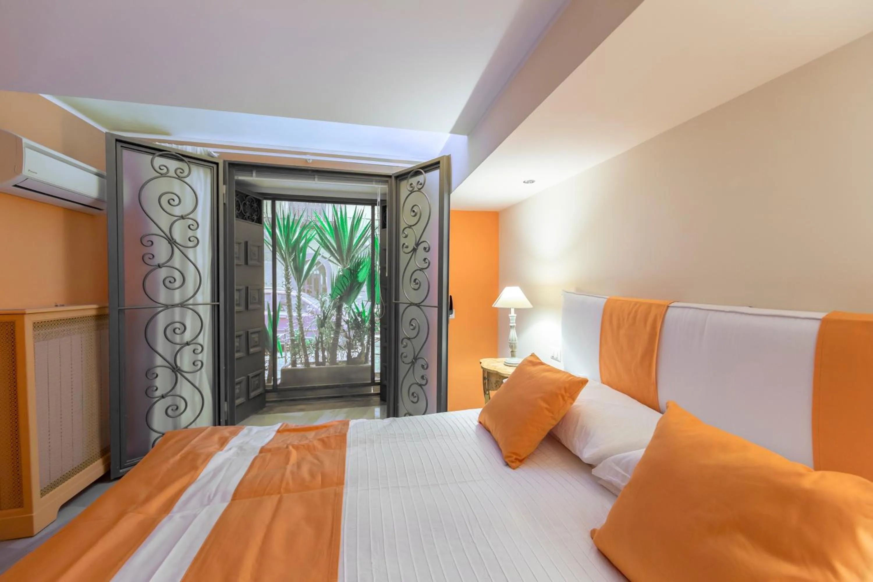 Photo of the whole room, Bed in Aristovascio
