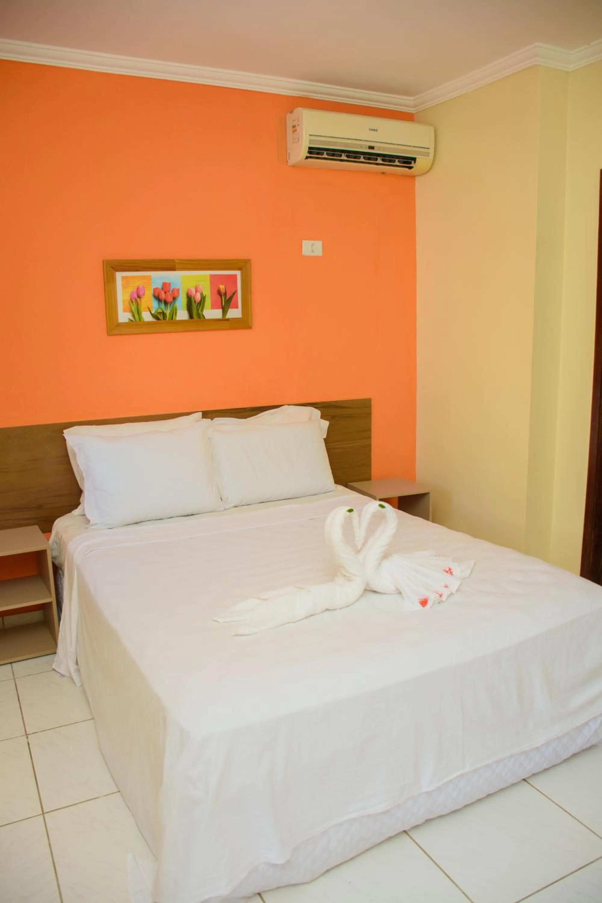 Bed in Pousada Velosmar