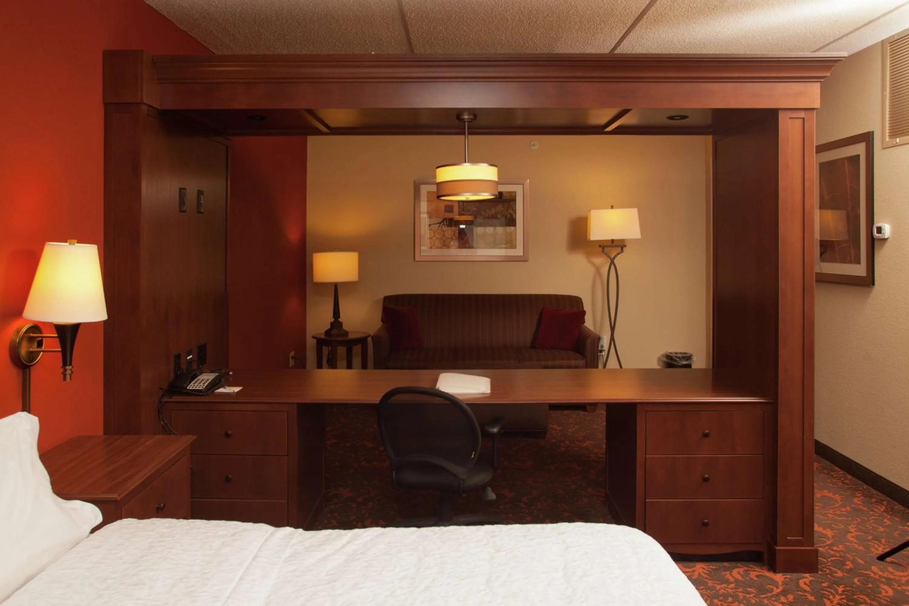 Bedroom, Bed in Hampton Inn Elmira/Horseheads