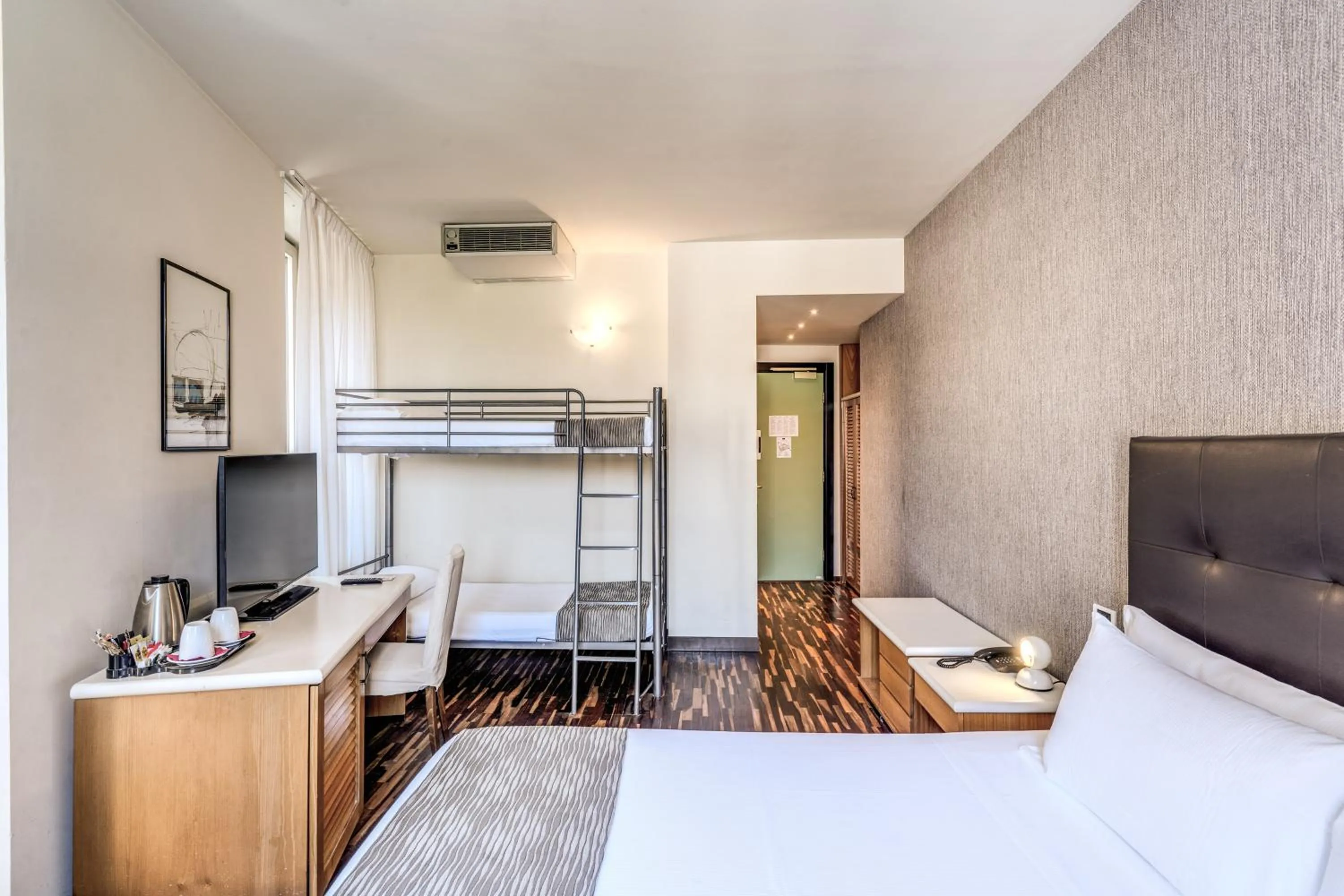 Bedroom, Bed in Albergo Firenze