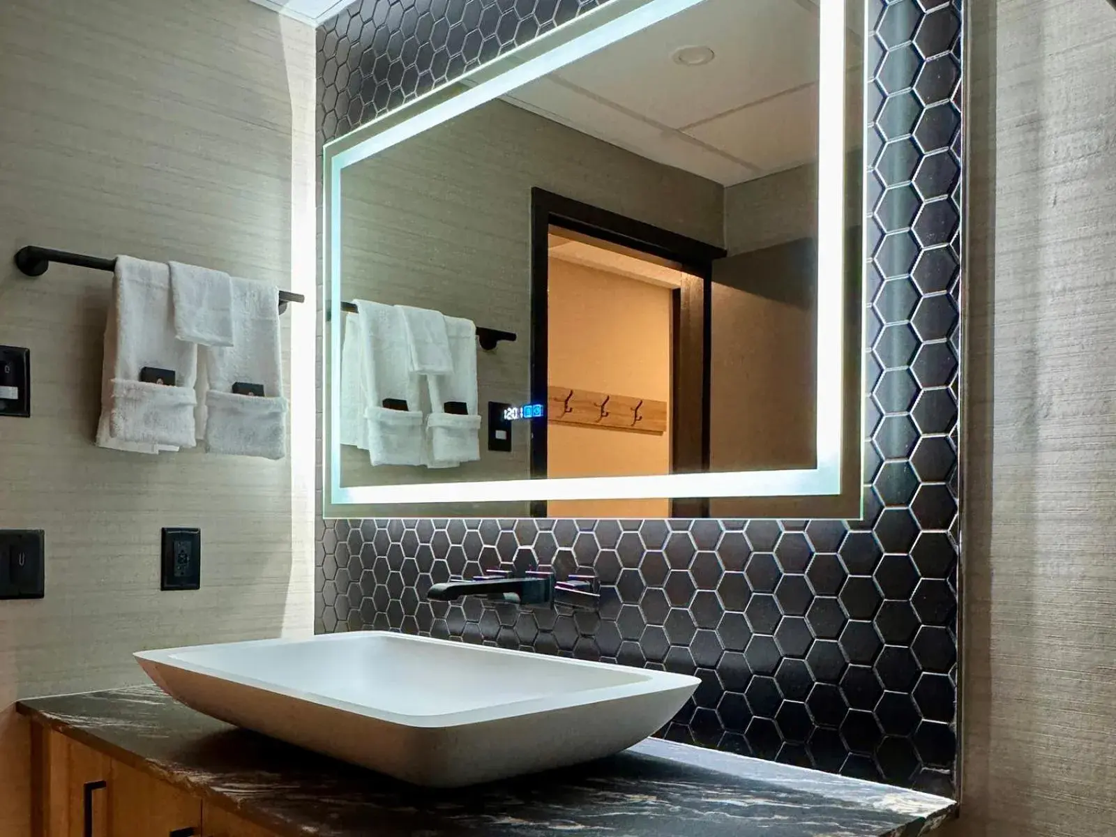 Bathroom in Carriage House Hotel and Conference Centre Bathroom in Carriage House Hotel and Conference Centre