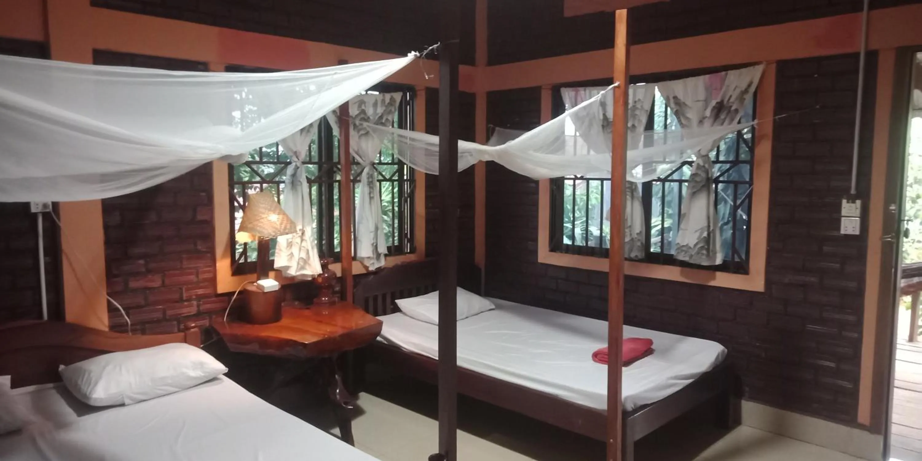 Bed in FamilyHouse & Trekking