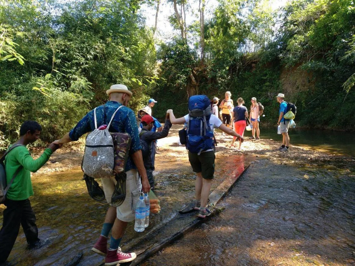 FamilyHouse & Trekking