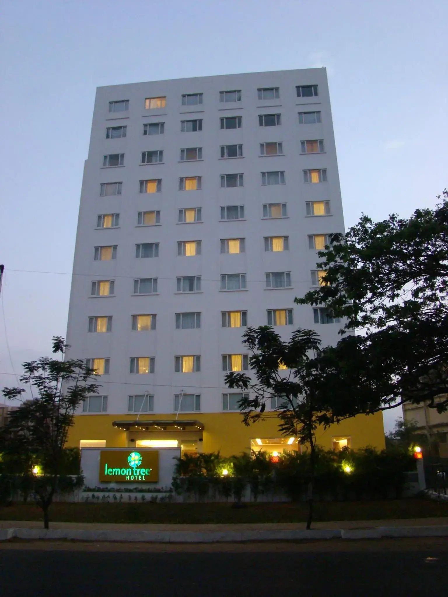 Facade/entrance in Lemon Tree Hotel Chennai Facade/entrance in Lemon Tree Hotel Chennai