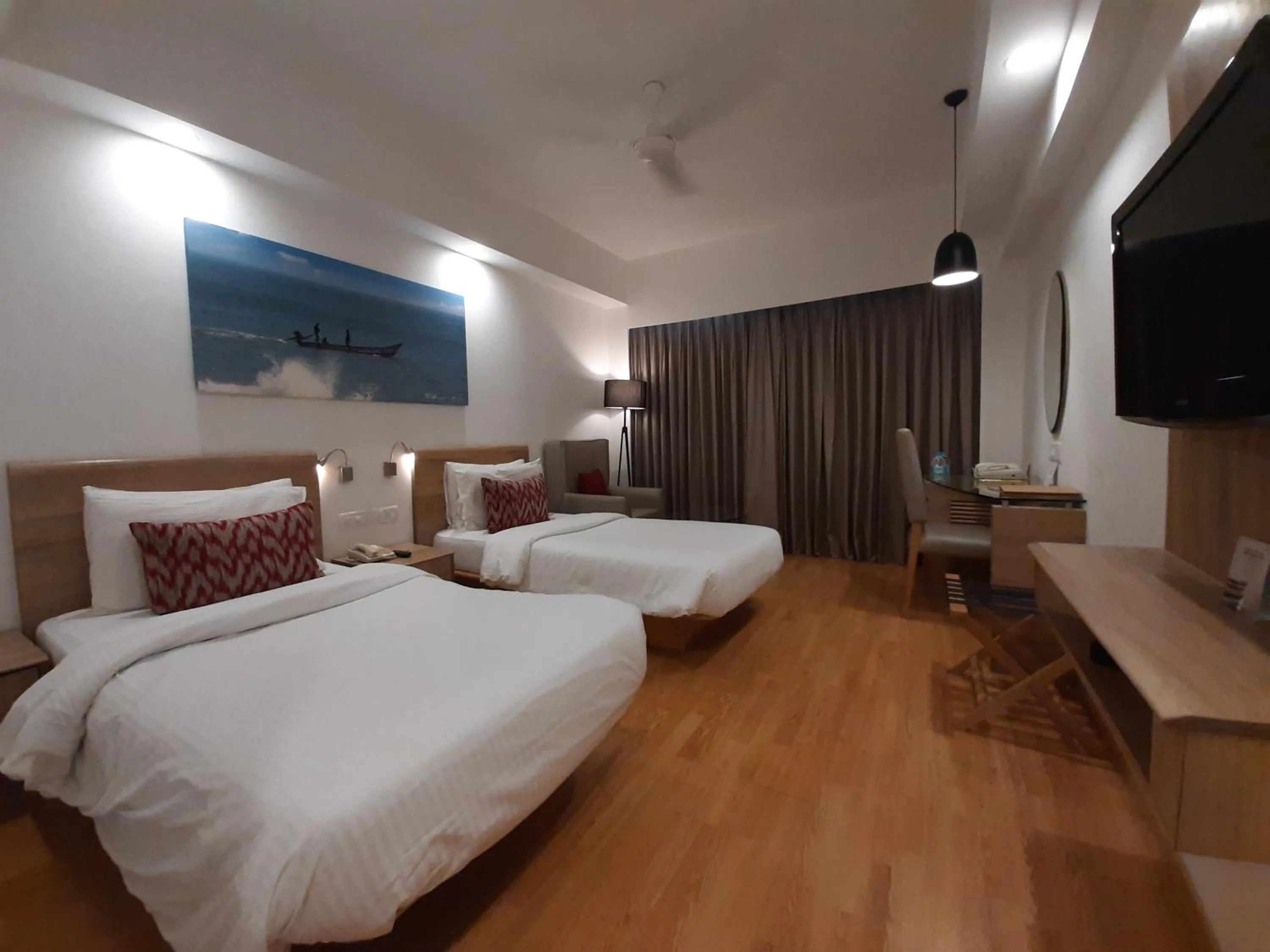Bedroom, Bed in Lemon Tree Hotel Chennai