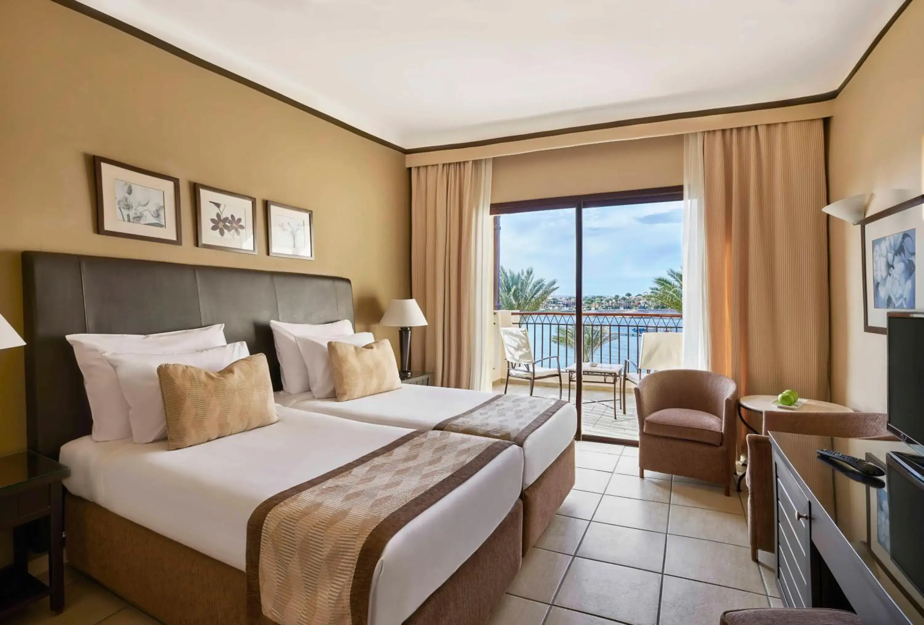 Photo of the whole room, Bed in JAZ Lamaya Resort Photo of the whole room, Bed in JAZ Lamaya Resort