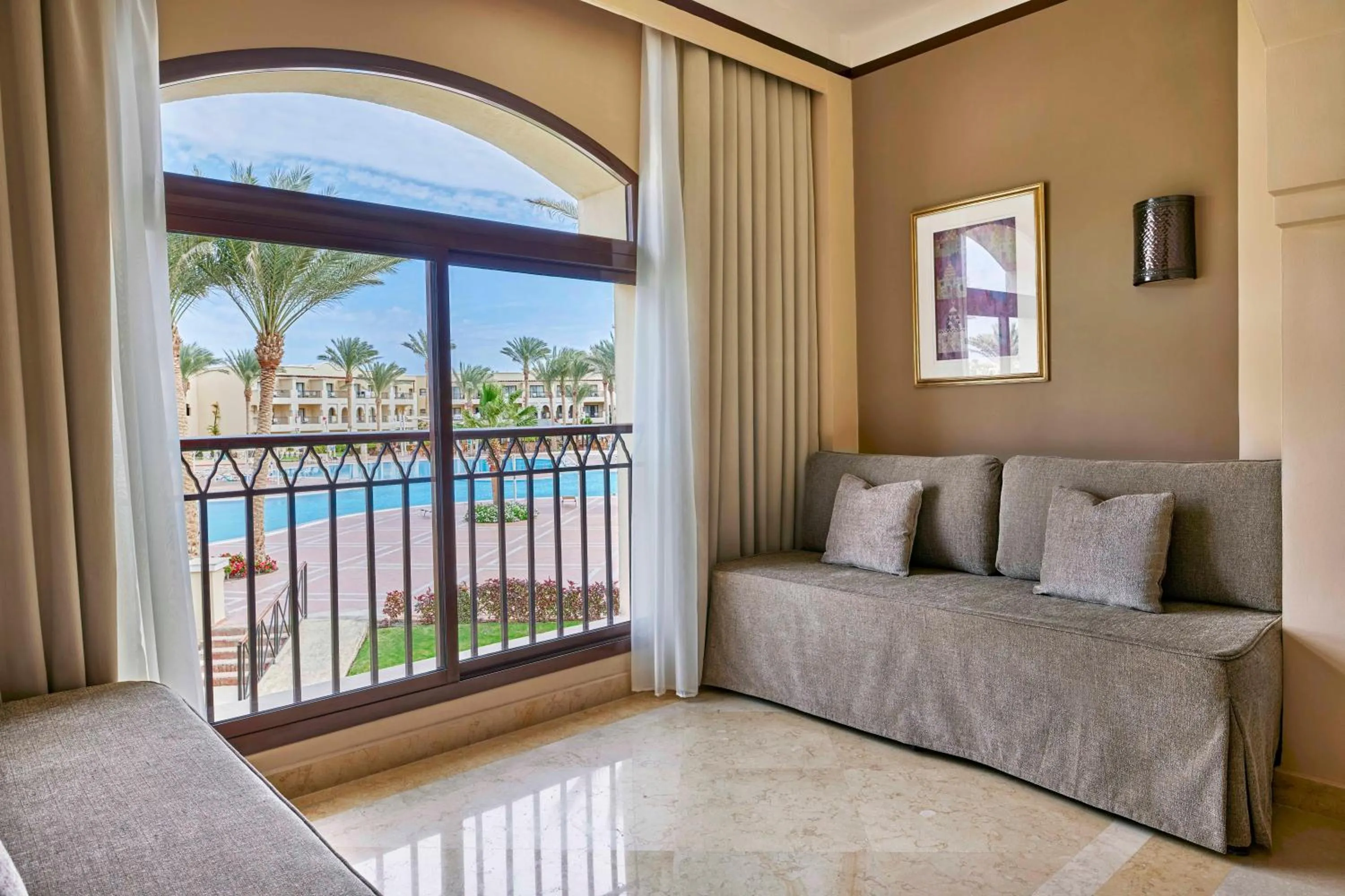 Photo of the whole room in JAZ Lamaya Resort