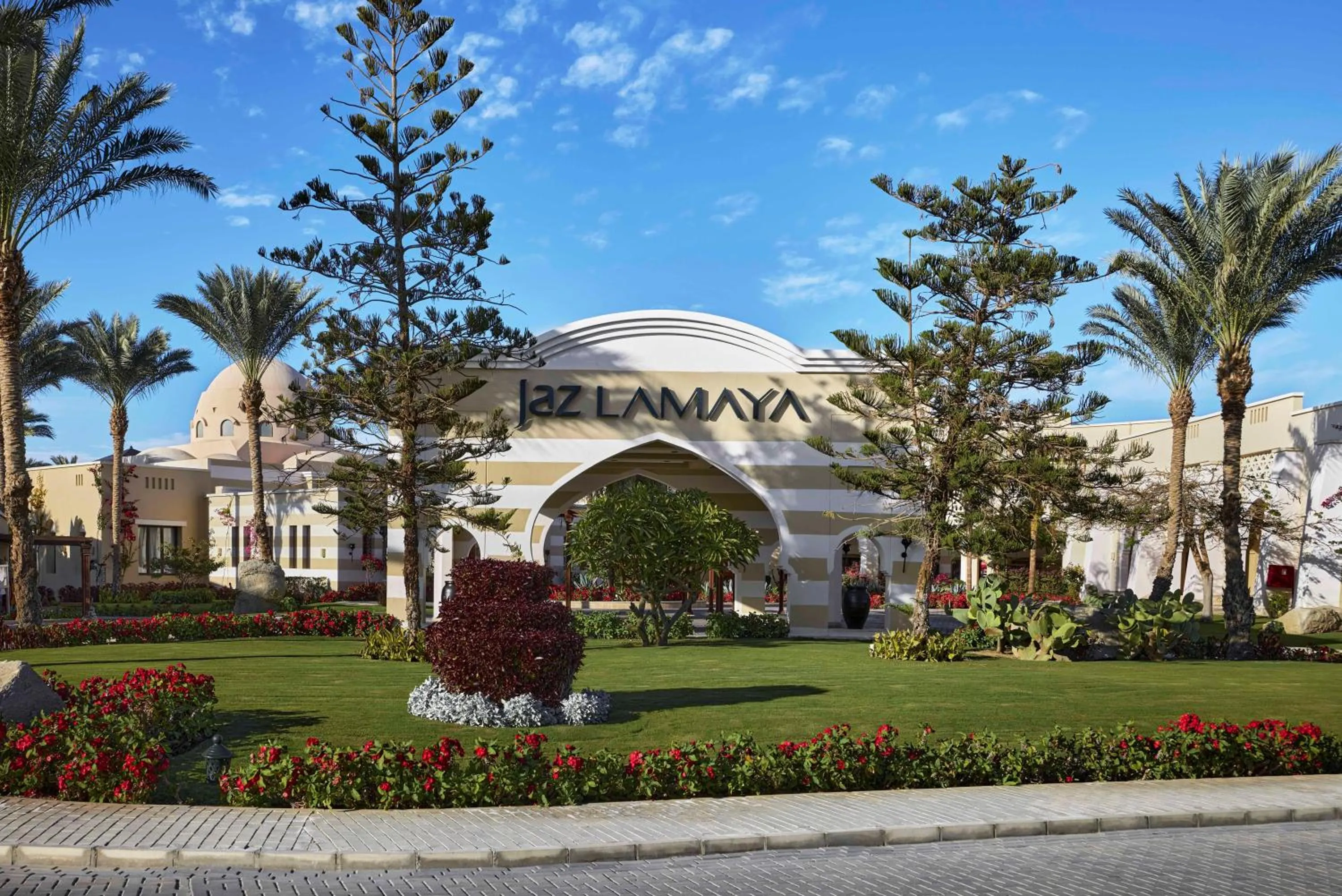 Property building in JAZ Lamaya Resort