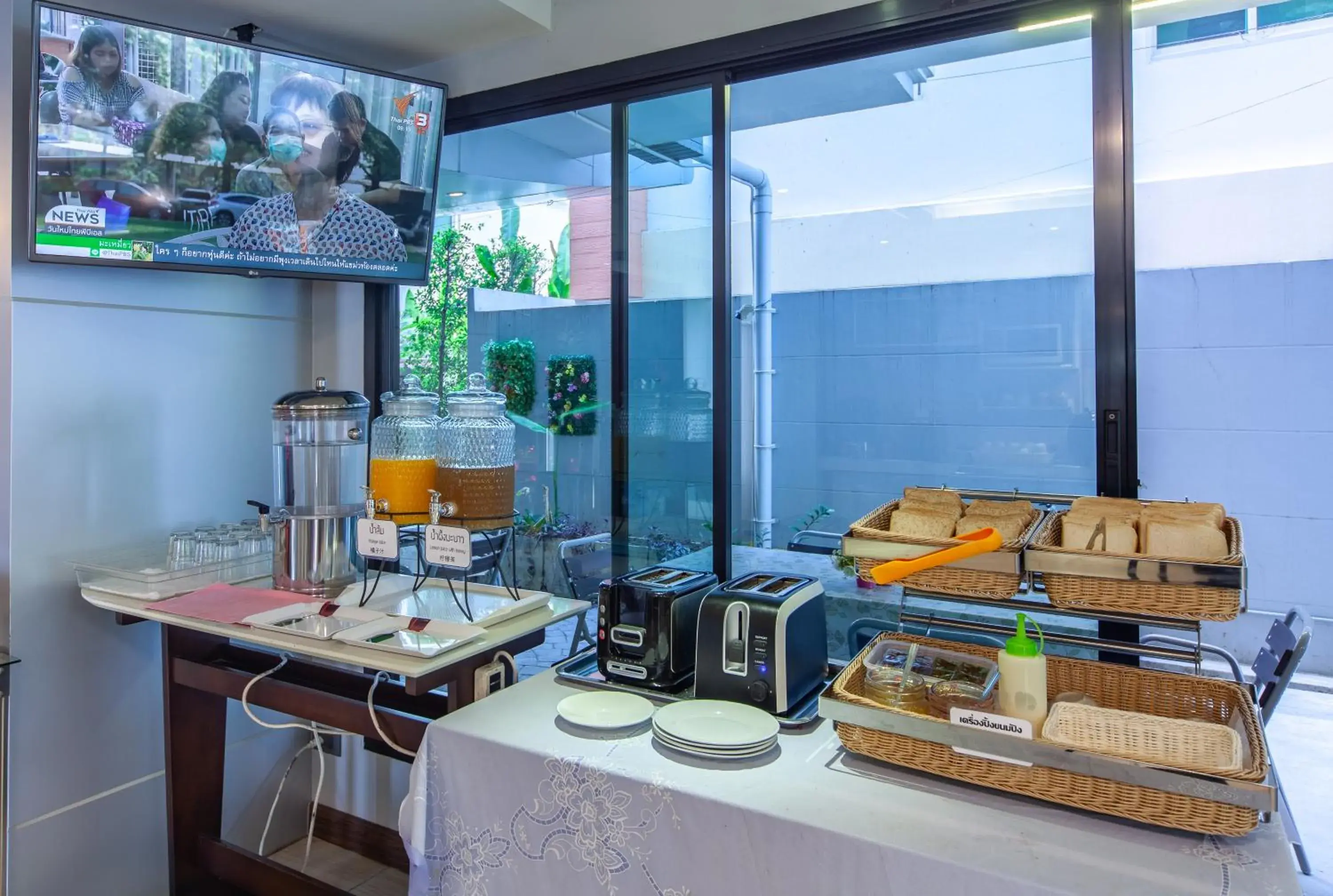 Buffet breakfast in Rung Aroon Hotel By Le Siri Buffet breakfast in Rung Aroon Hotel By Le Siri