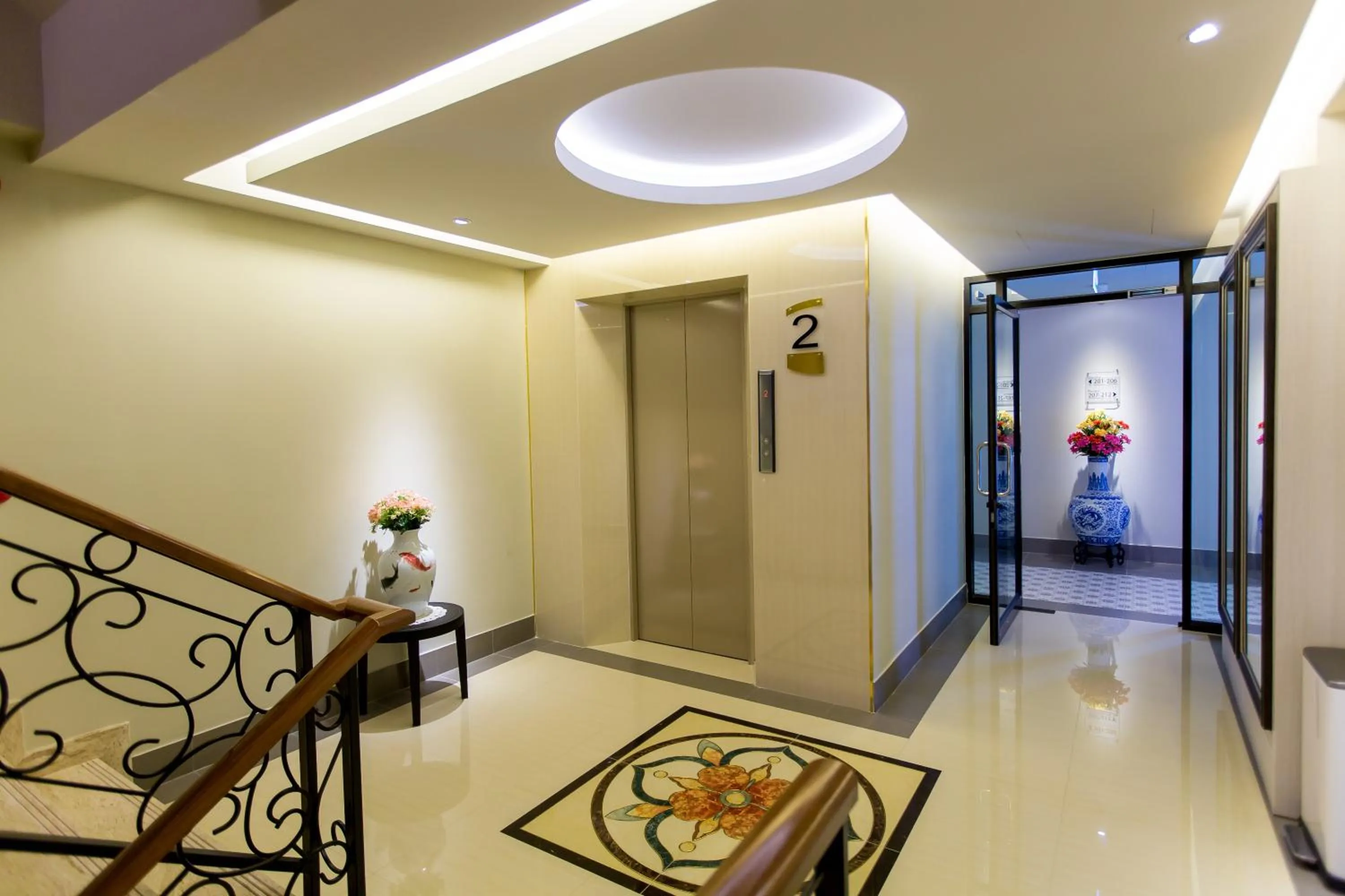 Decorative detail in Rung Aroon Hotel By Le Siri