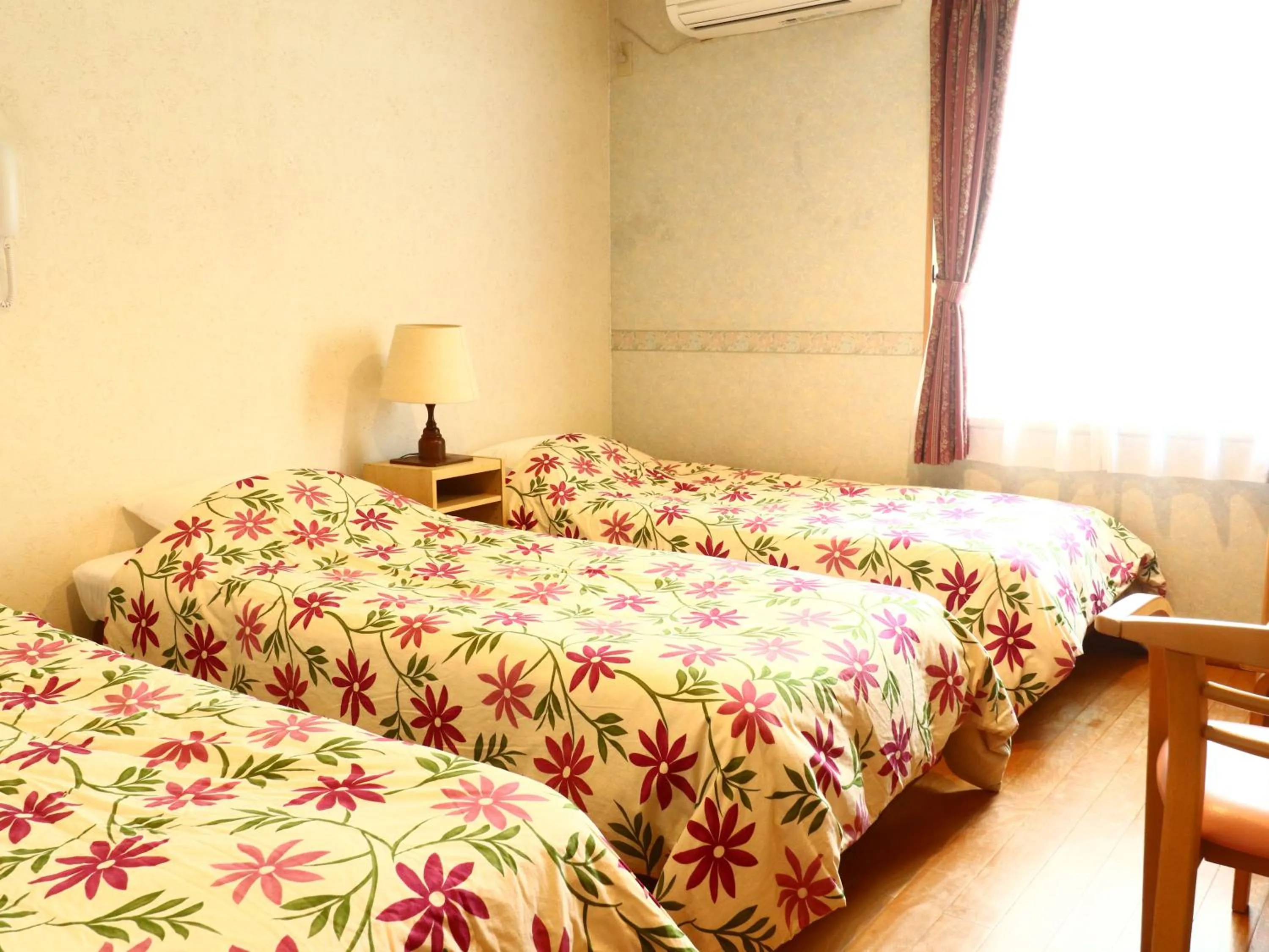 Bed in Pension Avenue