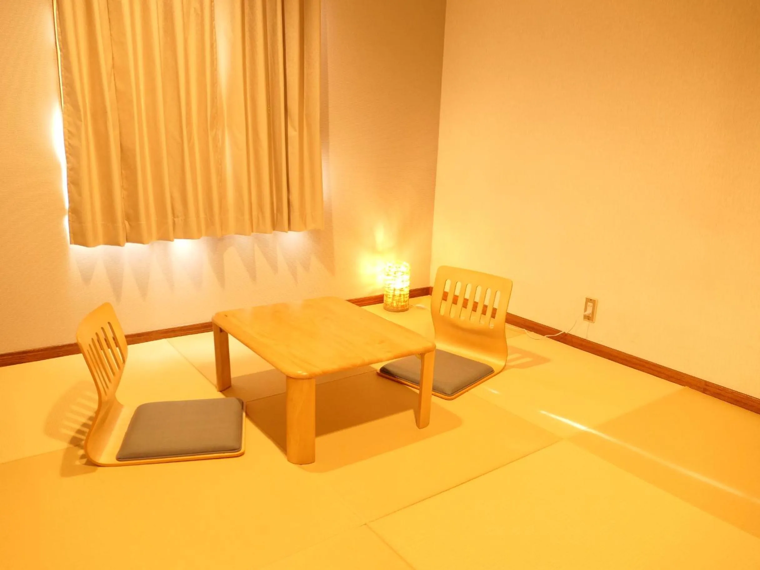 Photo of the whole room in Pension Avenue