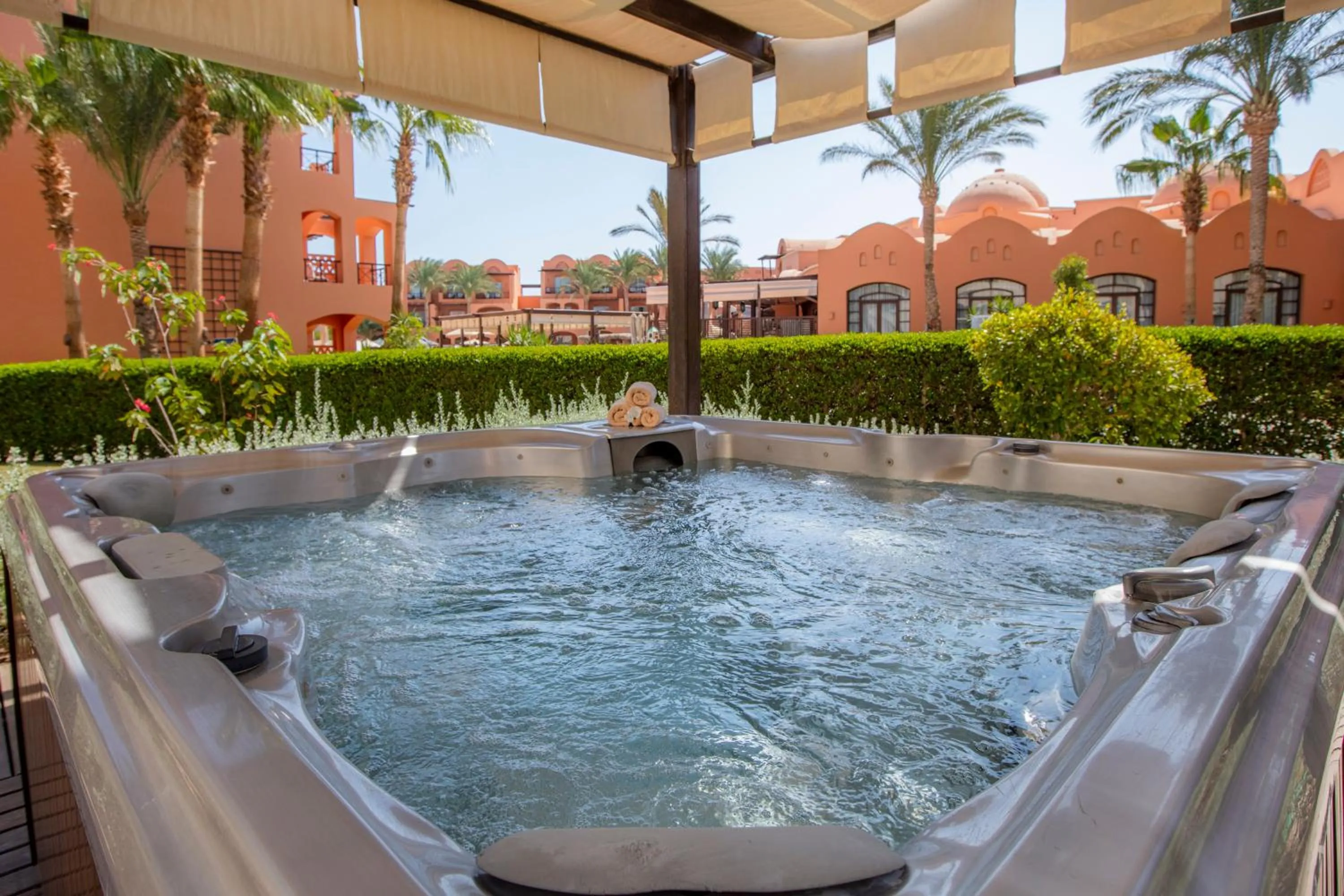 Hot Tub in JAZ Makadina