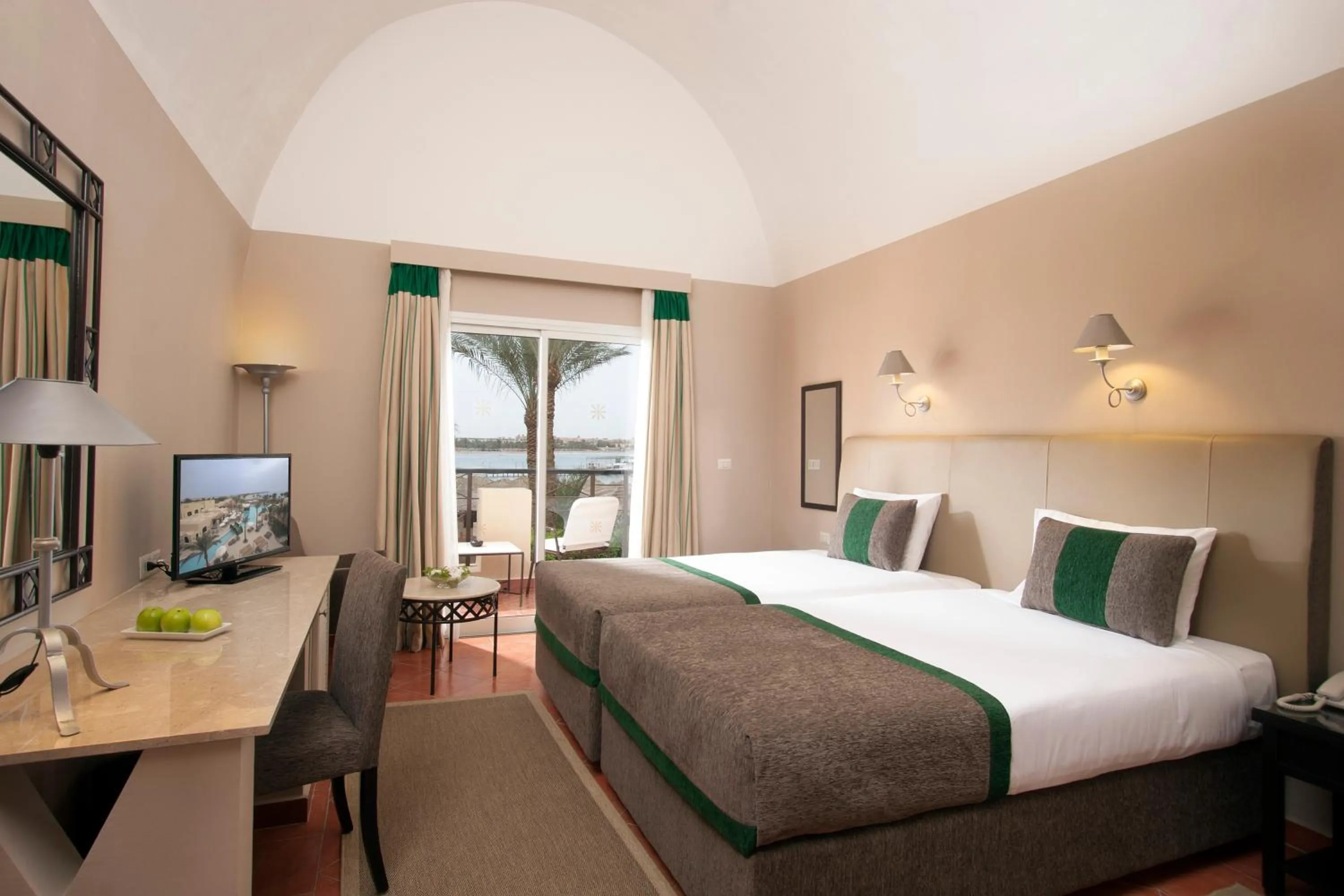 Photo of the whole room, Bed in JAZ Makadina