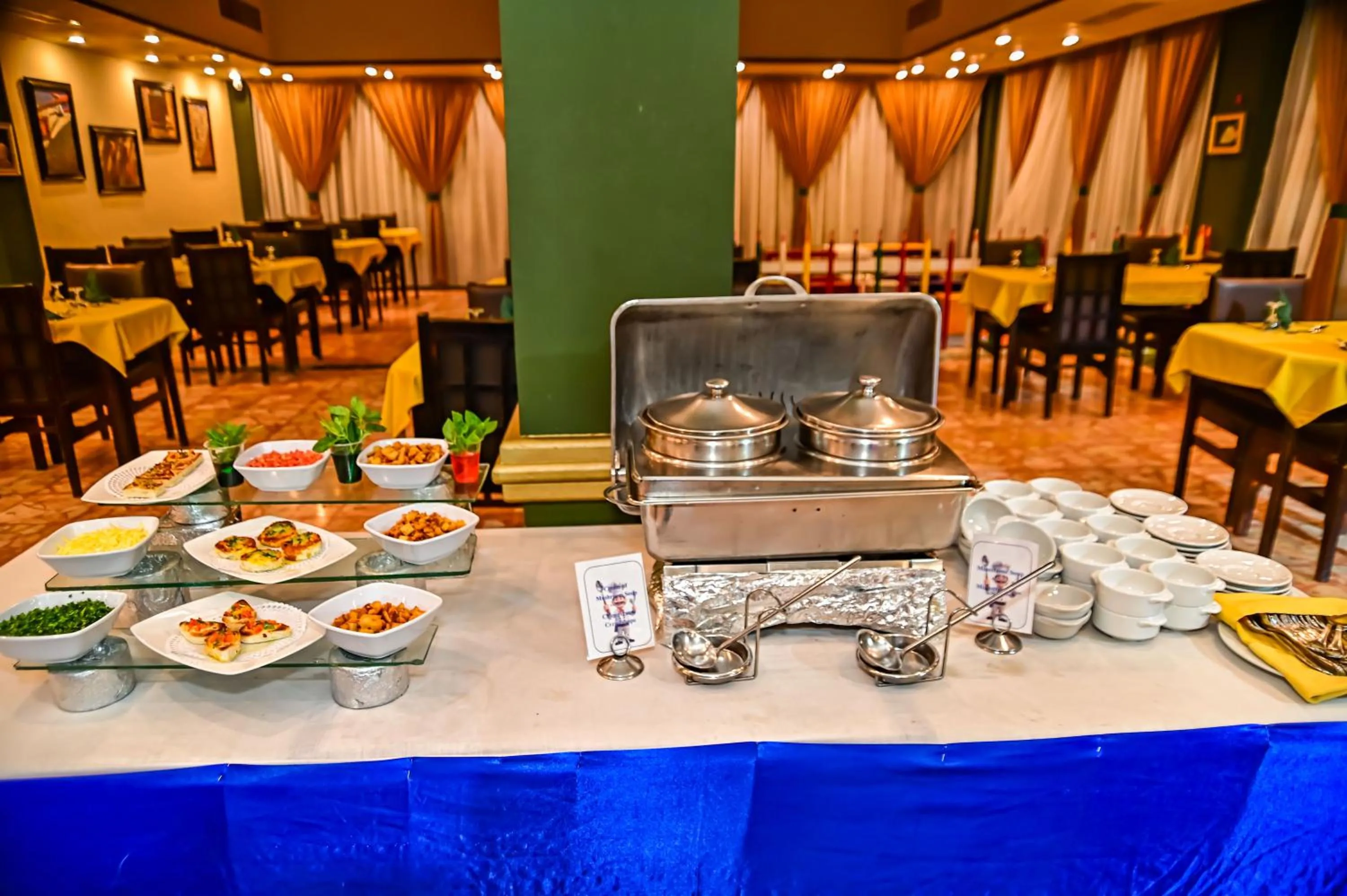 Dinner in Eagles Paradise Abu Soma Resort