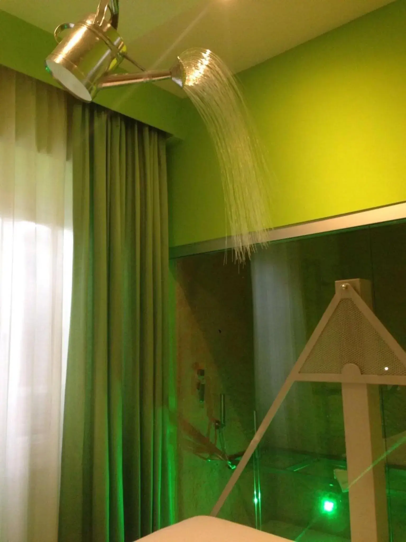 Superior Double Room in iRooms Central Station Superior Double Room in iRooms Central Station