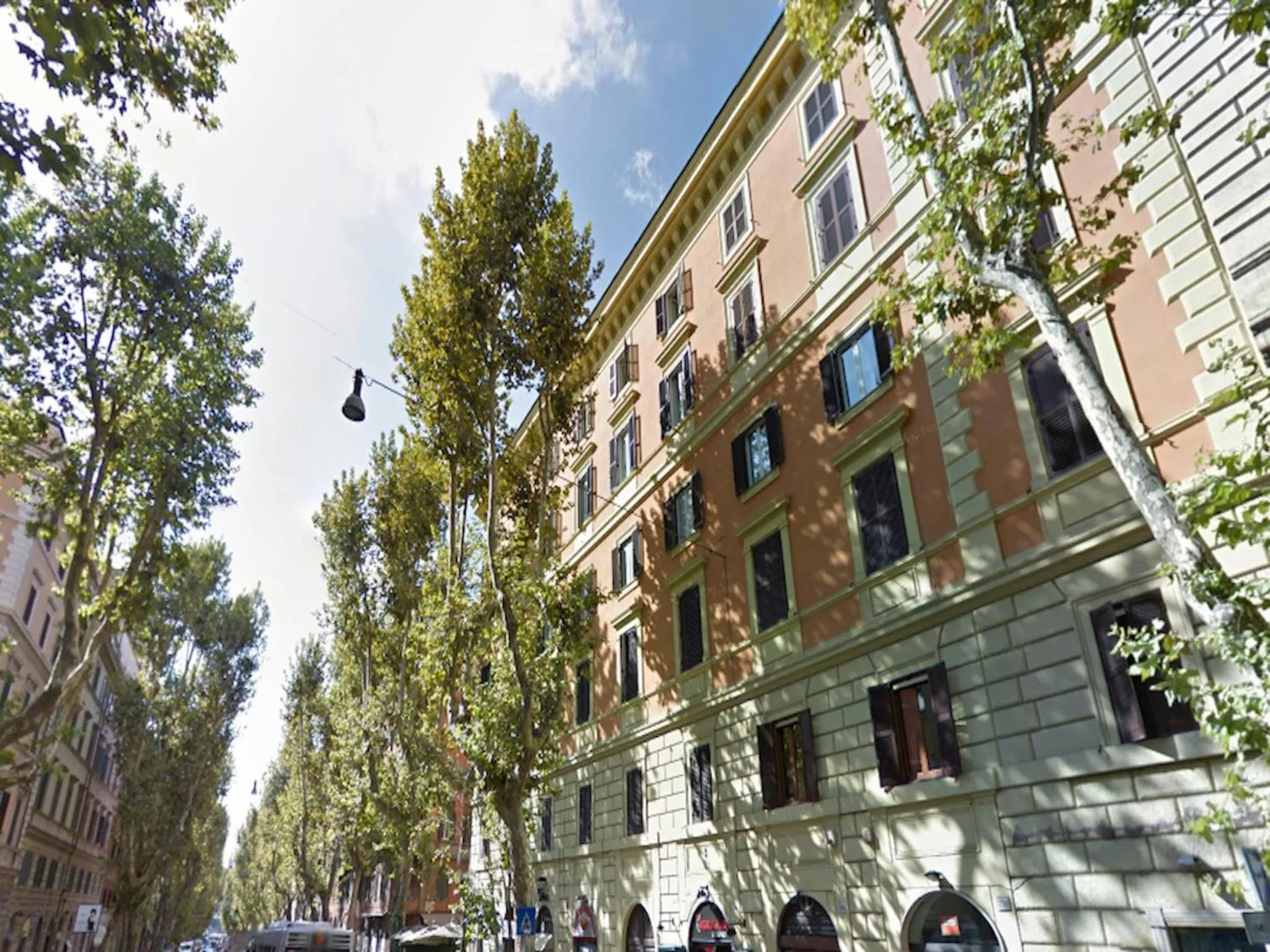 Property building in iRooms Central Station