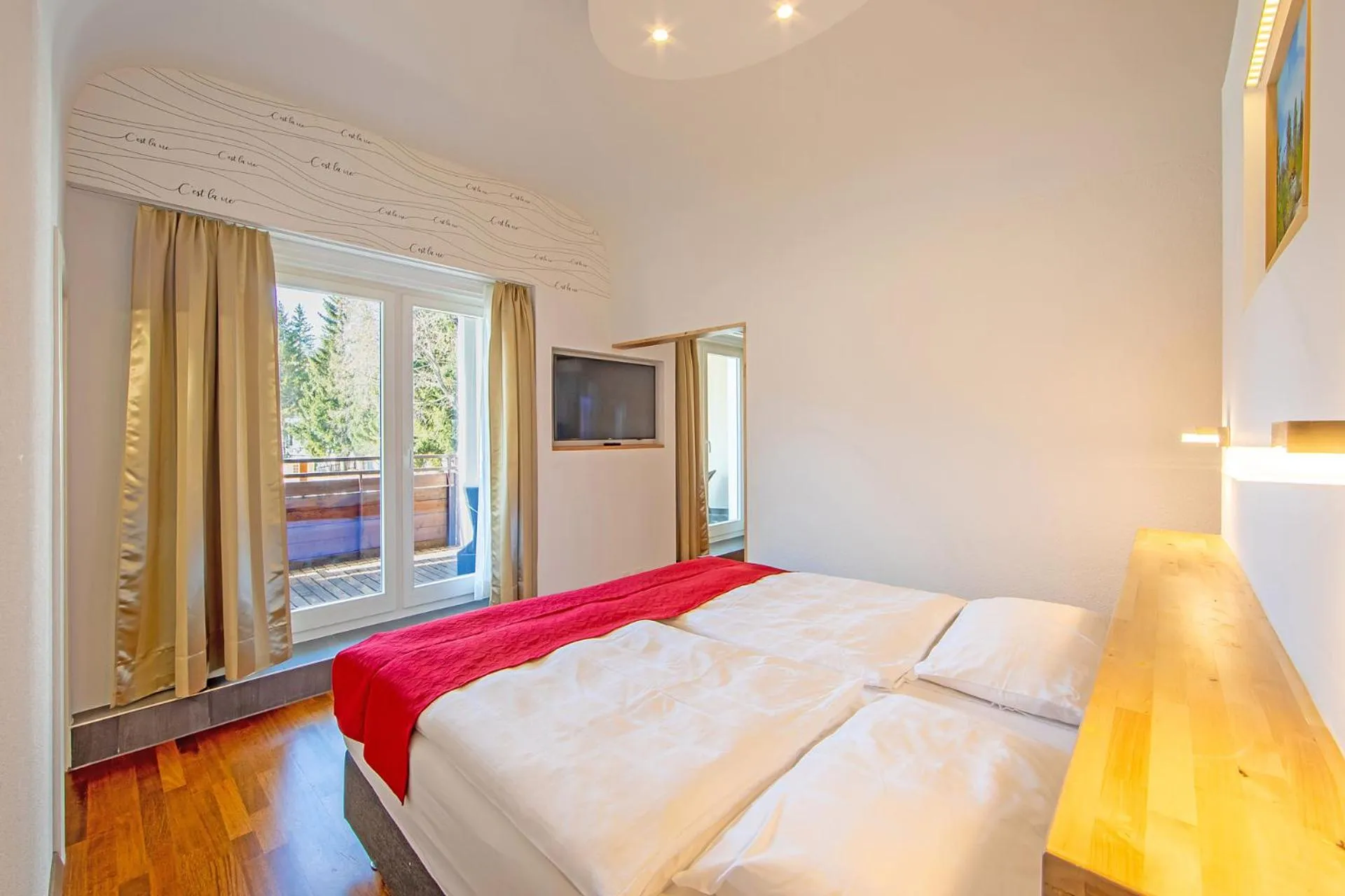 Bedroom, Bed in Hotel Europe