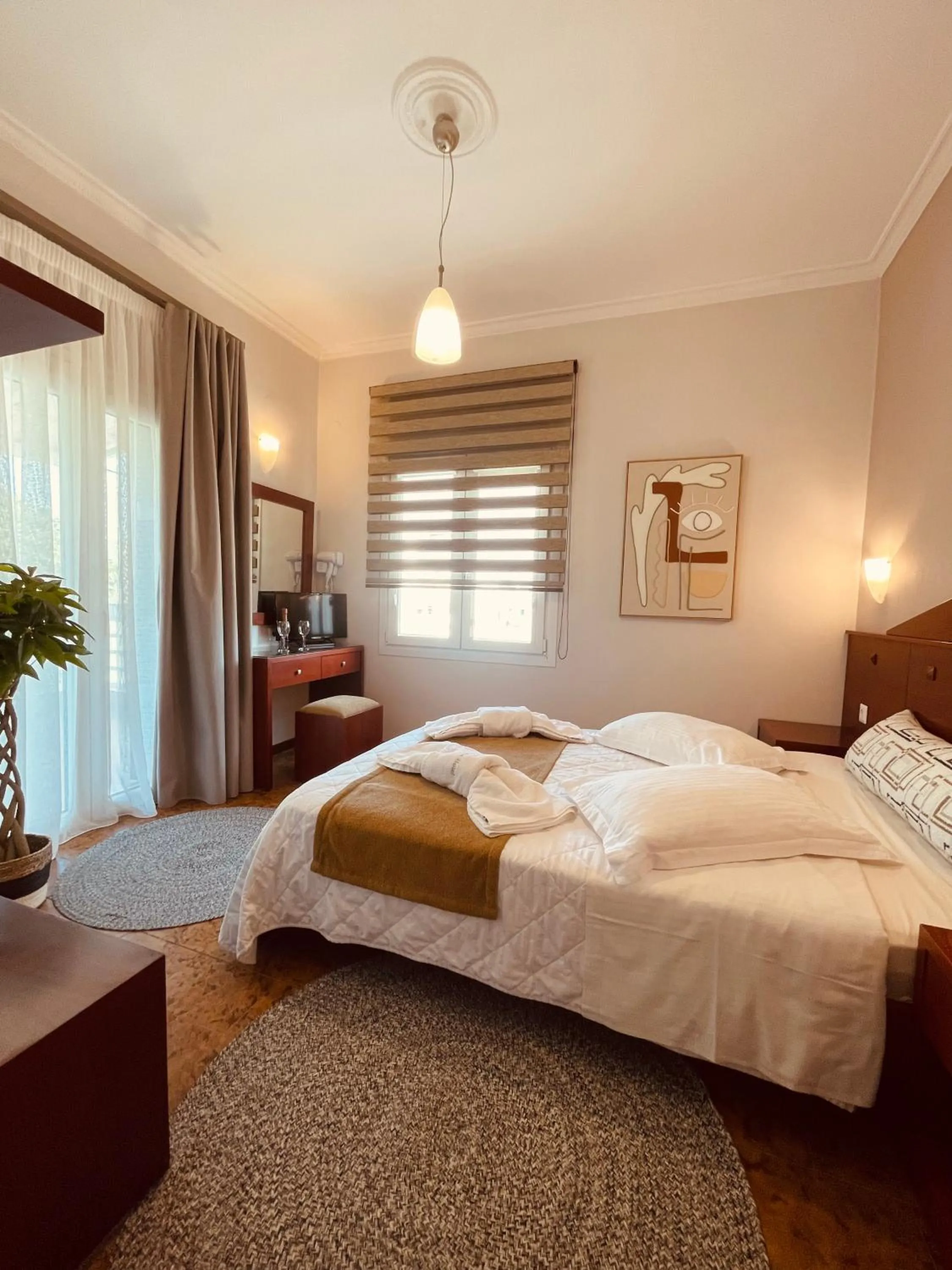 Bed in Semiramis Guesthouse