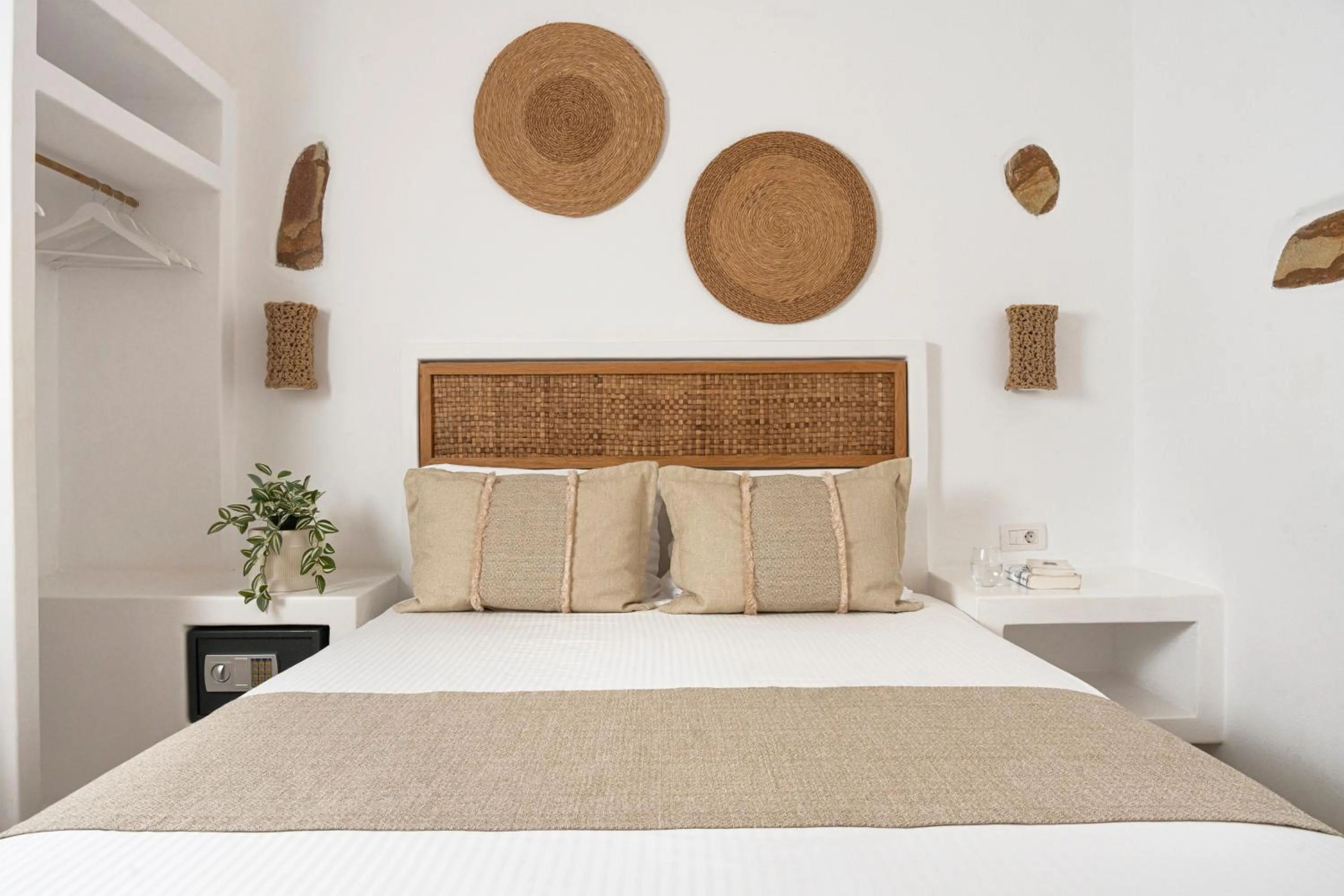 Bed in Semiramis Guesthouse