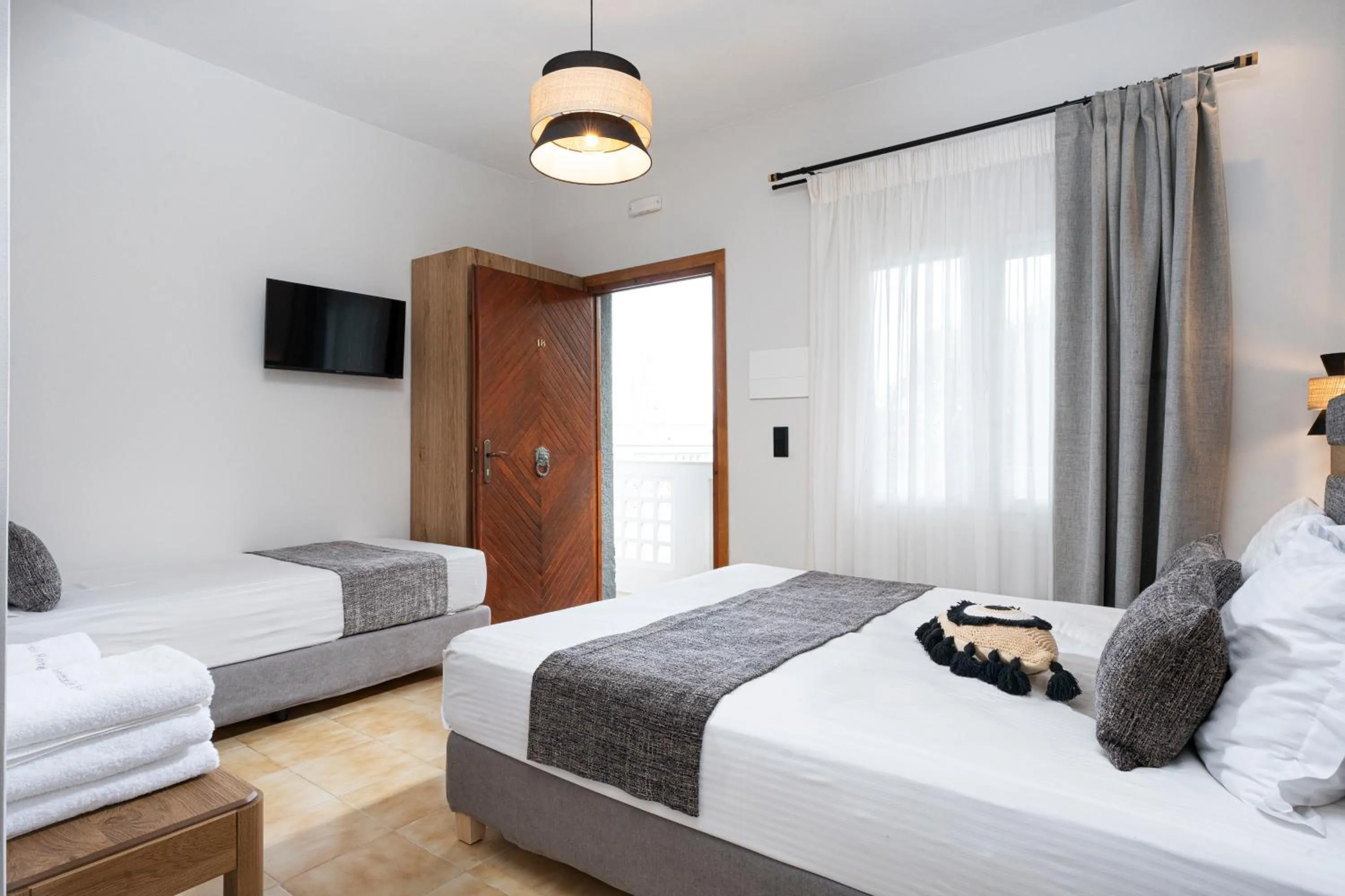 Bed in Semiramis Guesthouse