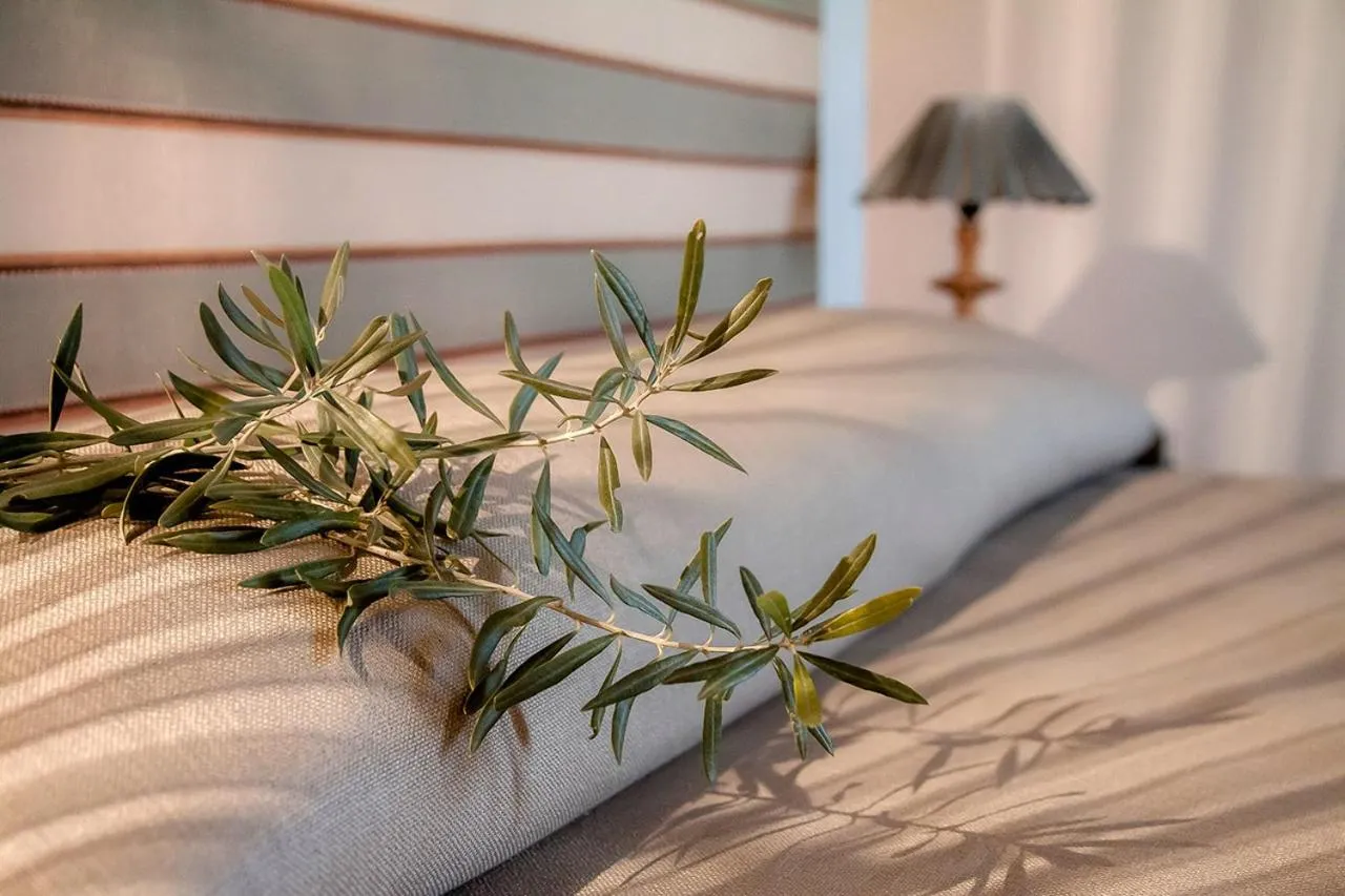 Photo of the whole room, Bed in Resort Fontes Episcopi