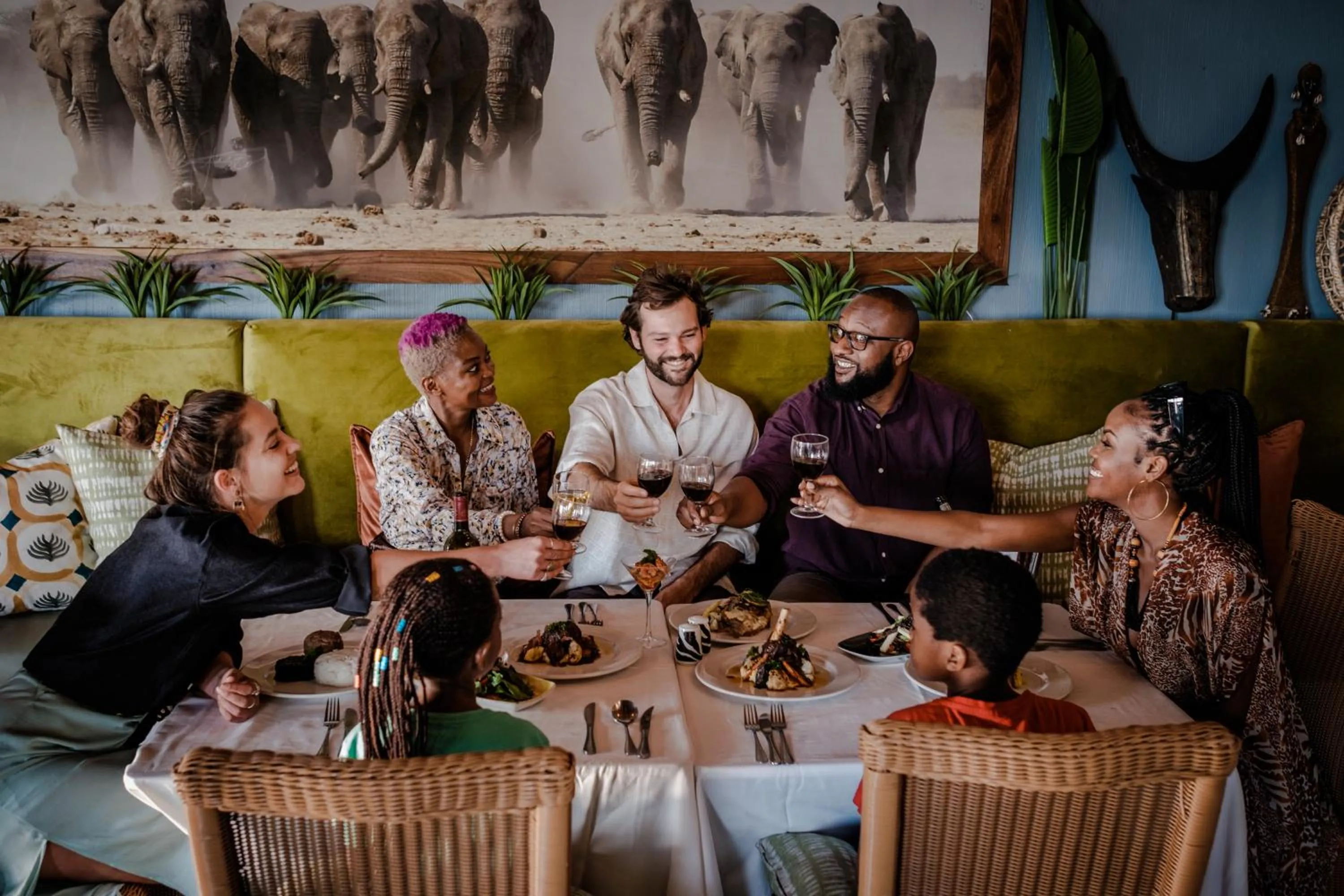 Restaurant/places to eat in Chobe Marina Lodge